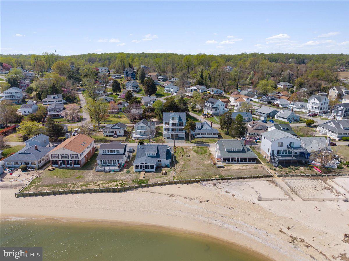 NEELD ESTATE - Residential