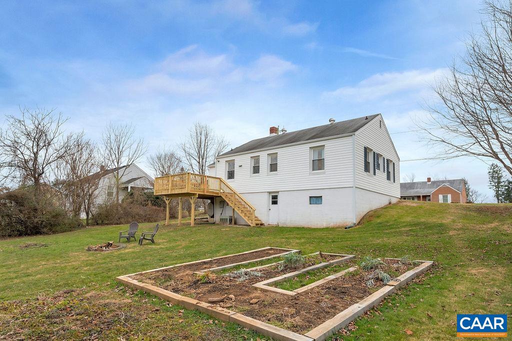 UNKNOWN - Residential Lease