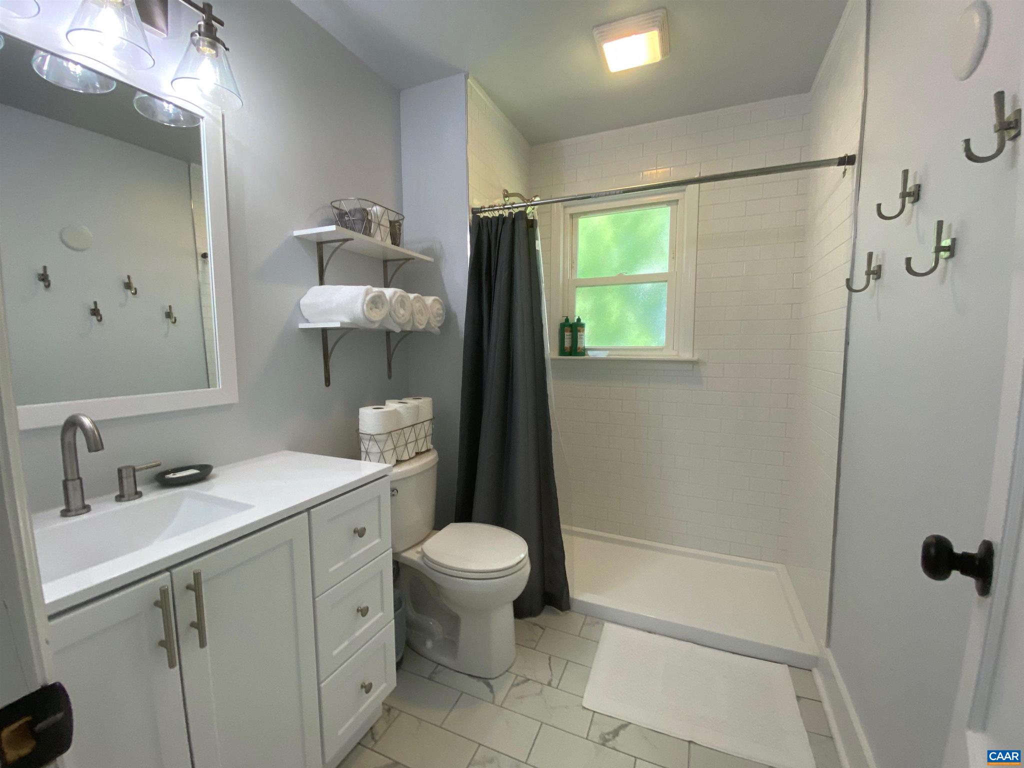 UNKNOWN - Residential Lease