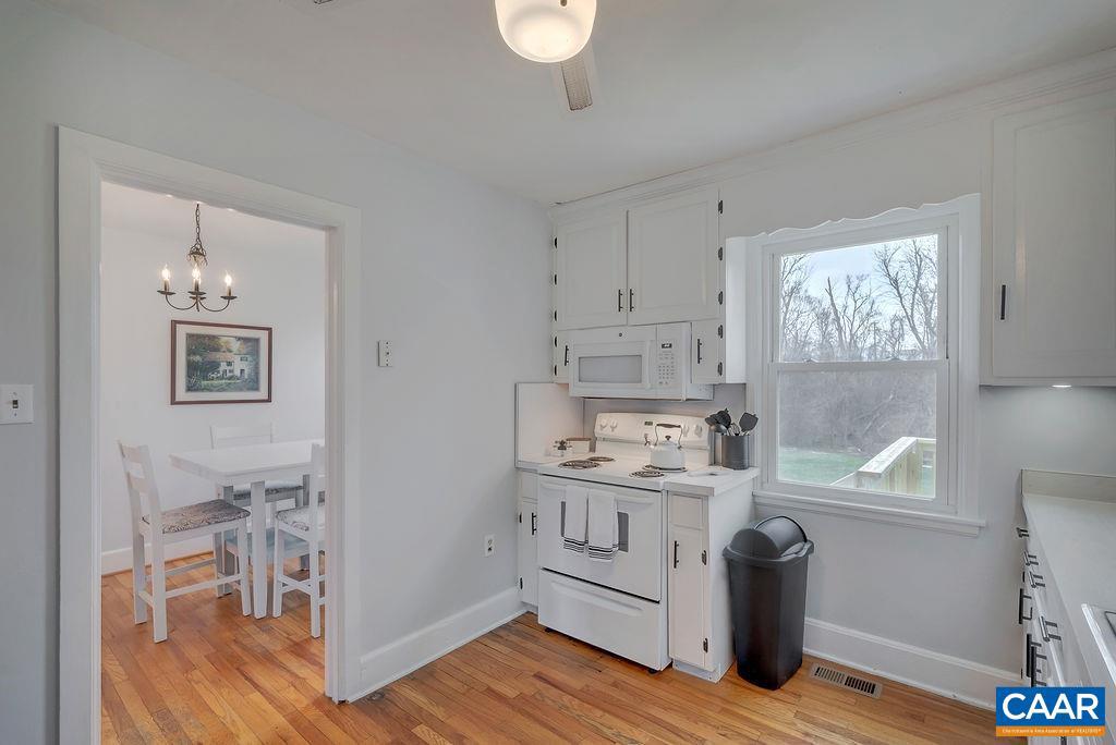 UNKNOWN - Residential Lease