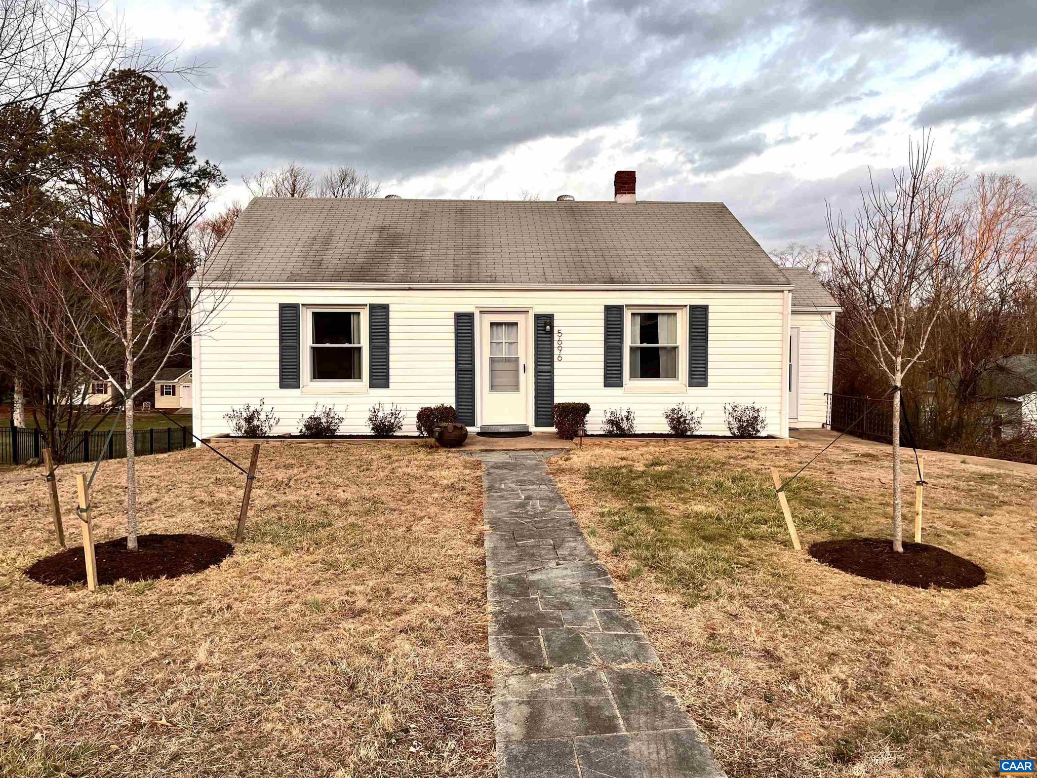 UNKNOWN - Residential Lease