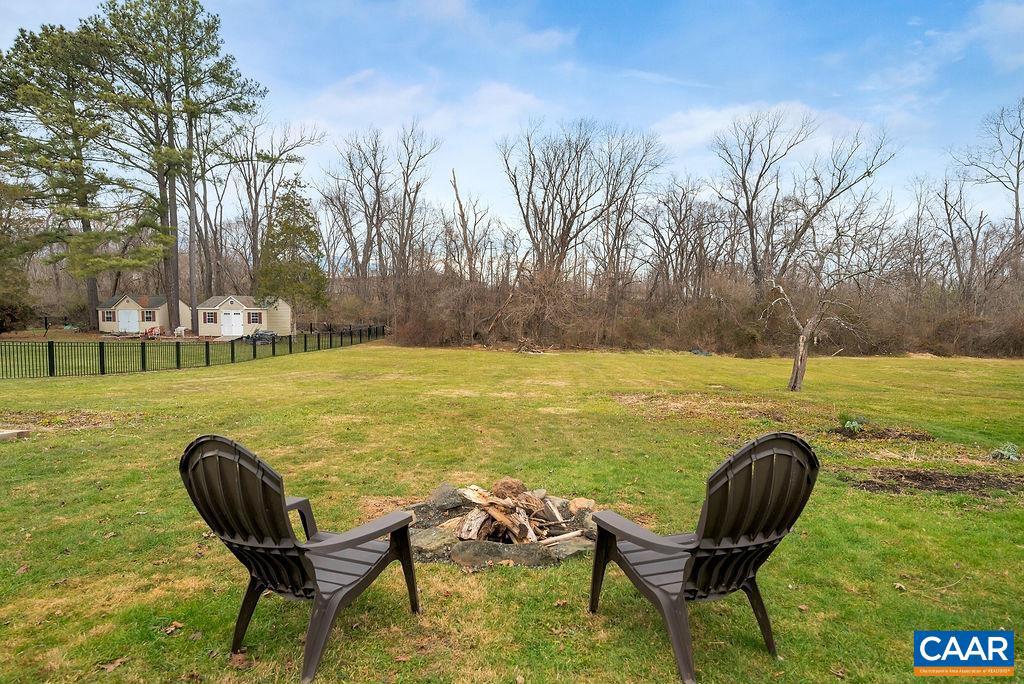 UNKNOWN - Residential Lease