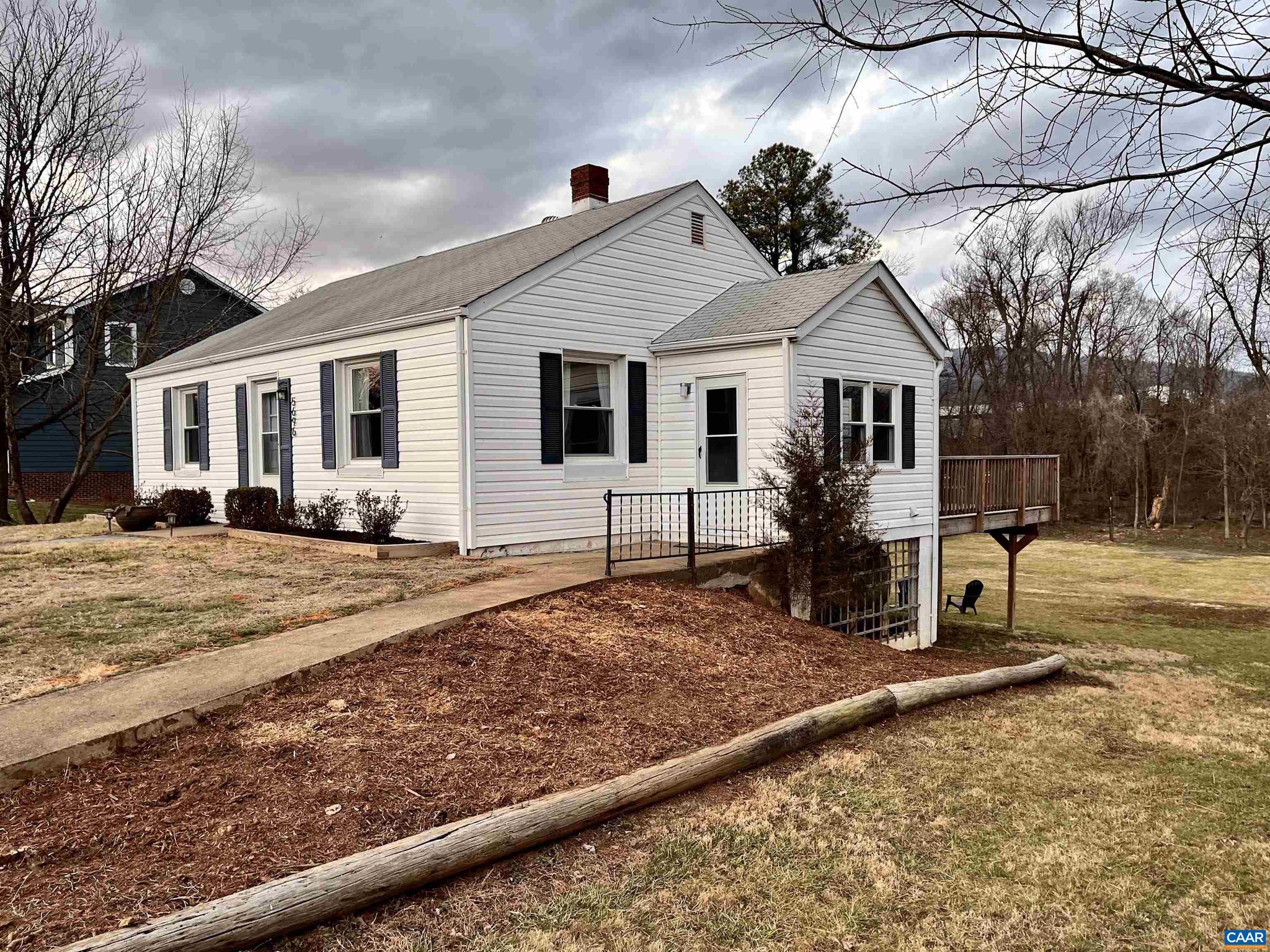 UNKNOWN - Residential Lease