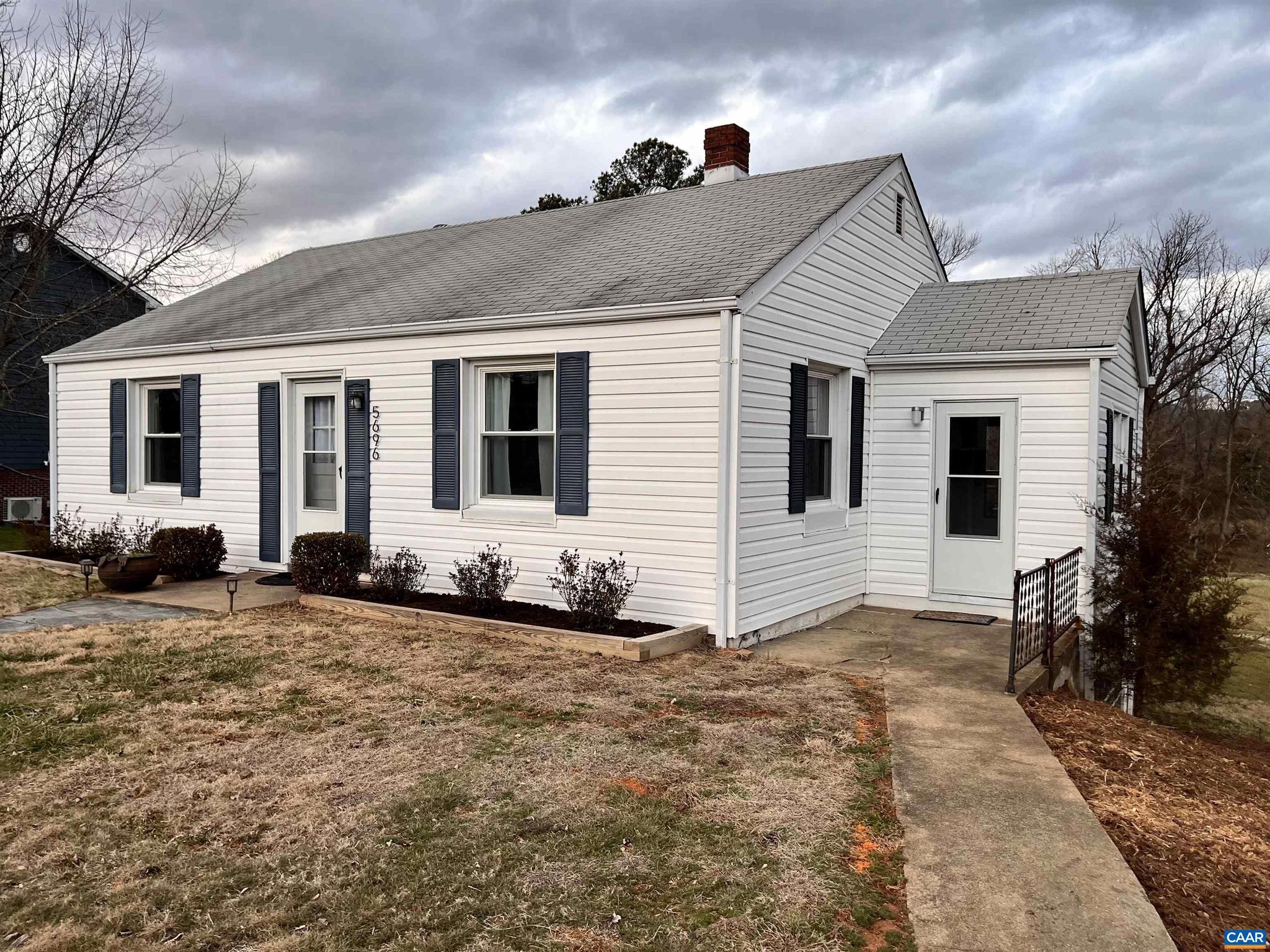 UNKNOWN - Residential Lease