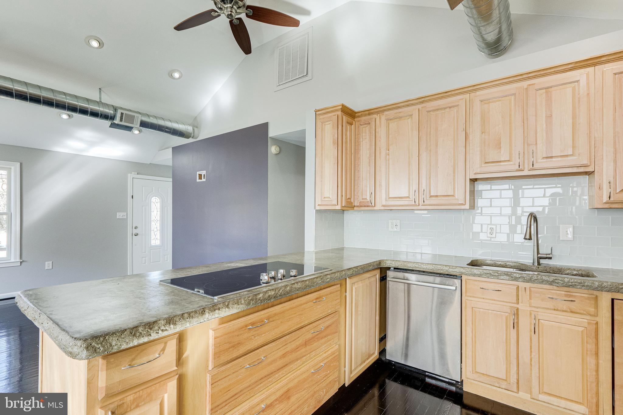 CLINTON VISTA - Residential