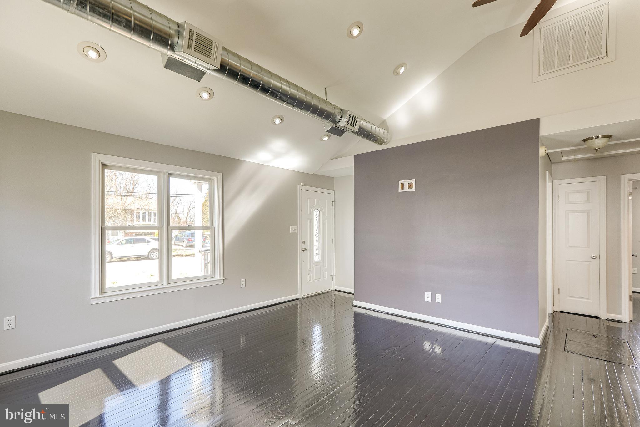 CLINTON VISTA - Residential