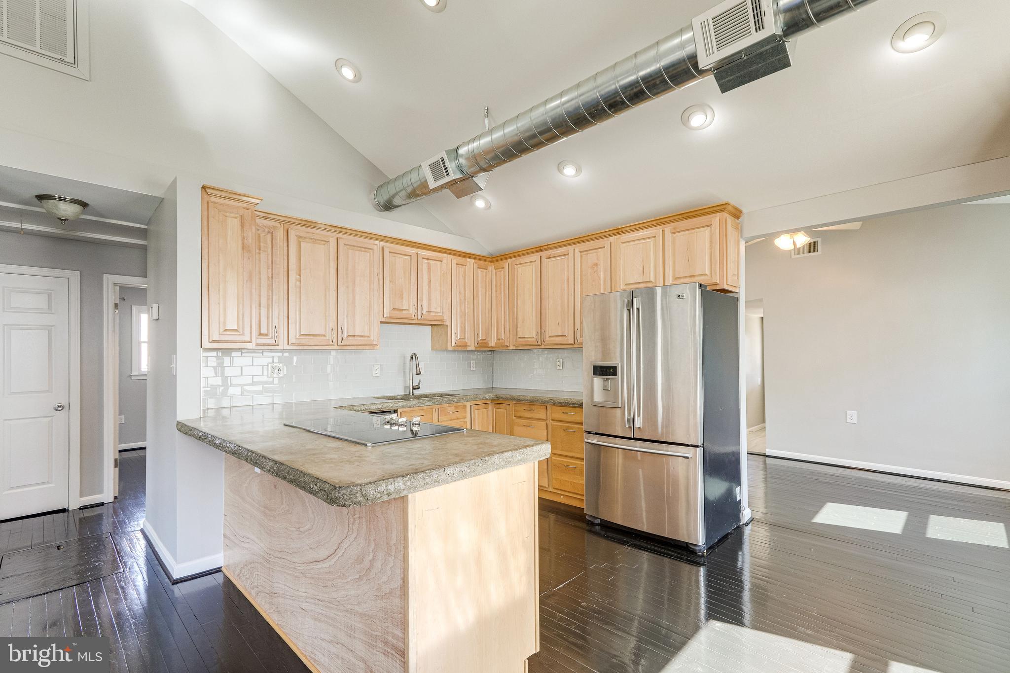 CLINTON VISTA - Residential