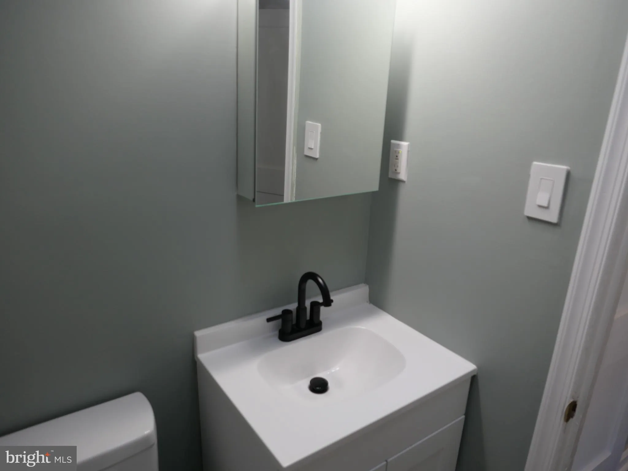 Upper Darby, Pennsylvania 19082, United States, 3 Bedrooms Bedrooms, ,2 BathroomsBathrooms,Residential,Pending,4855