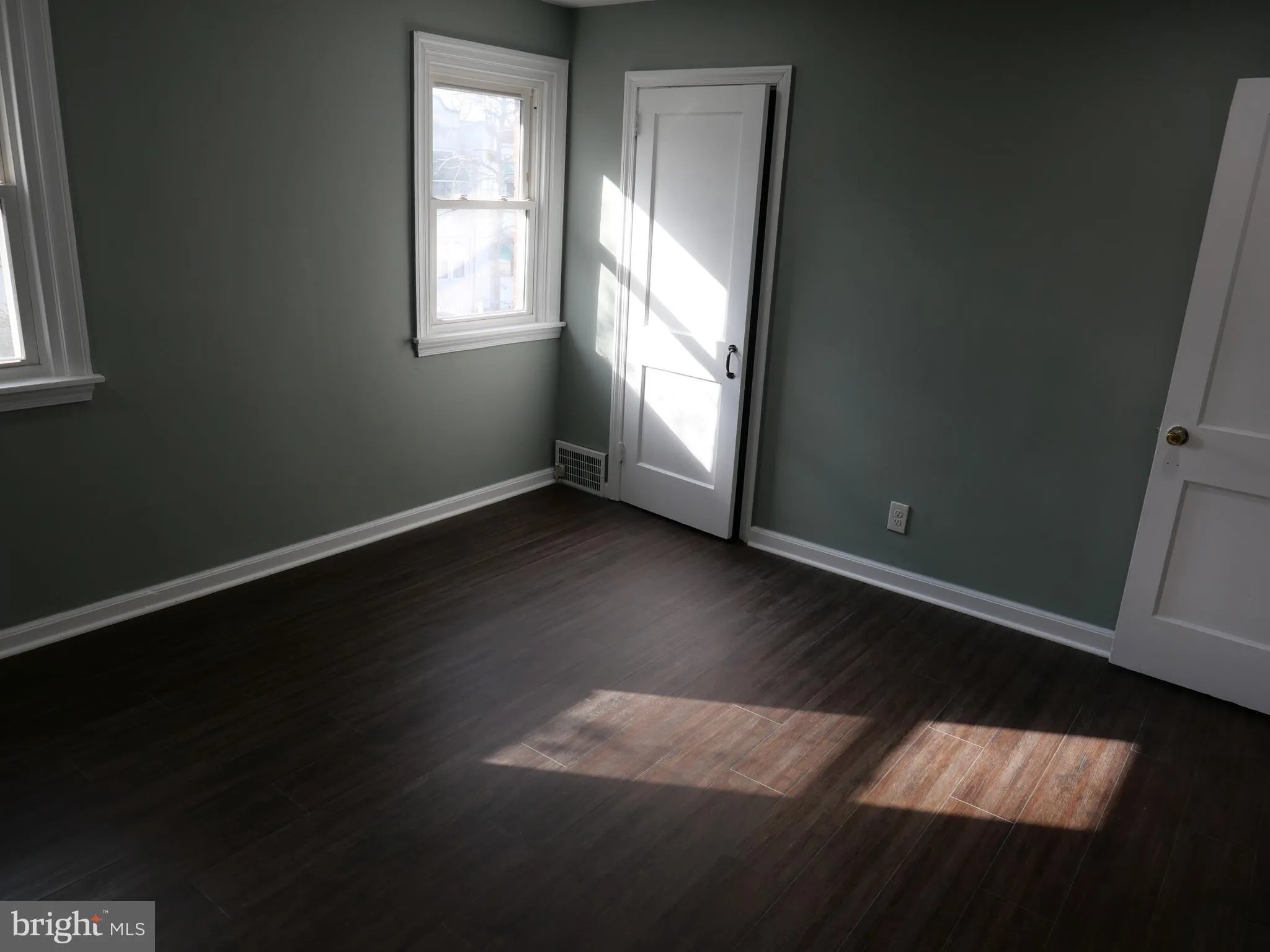 Upper Darby, Pennsylvania 19082, United States, 3 Bedrooms Bedrooms, ,2 BathroomsBathrooms,Residential,Pending,4855