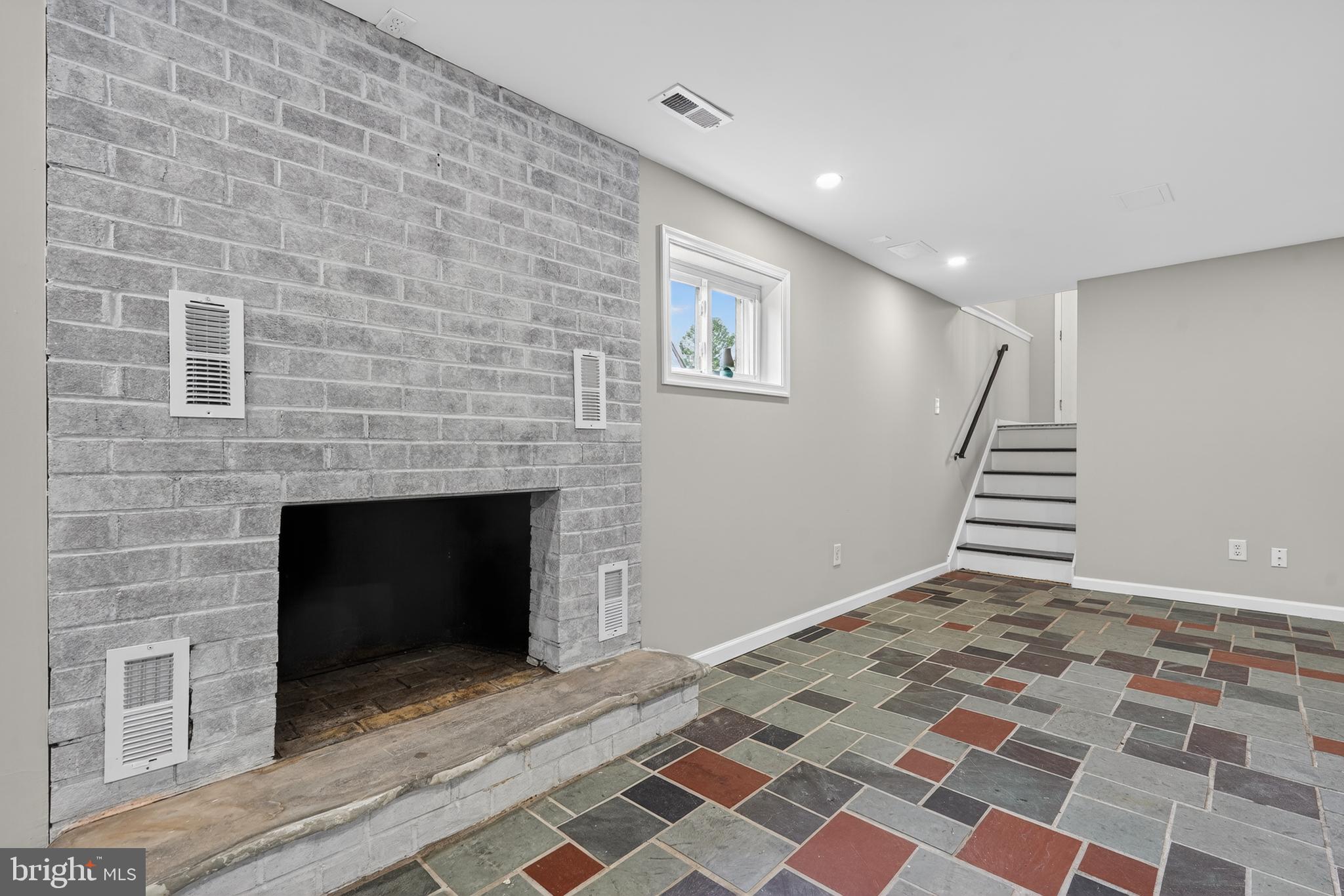 SOMERTON - Residential