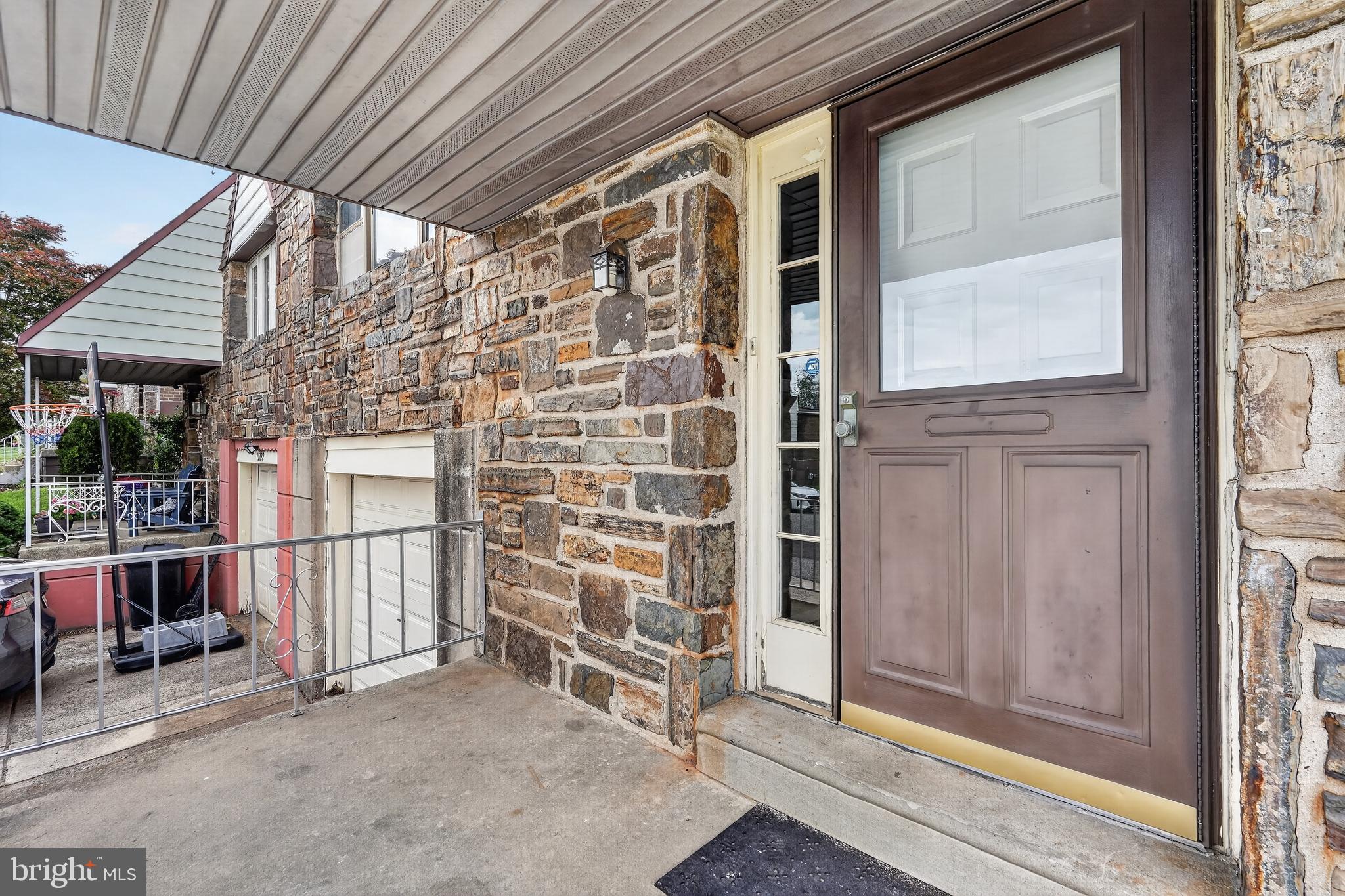 SOMERTON - Residential