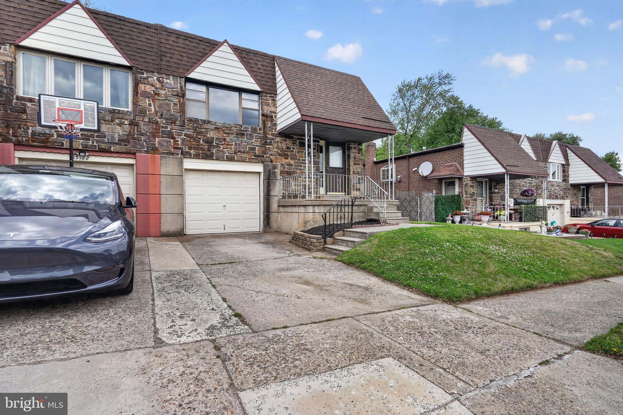 SOMERTON - Residential