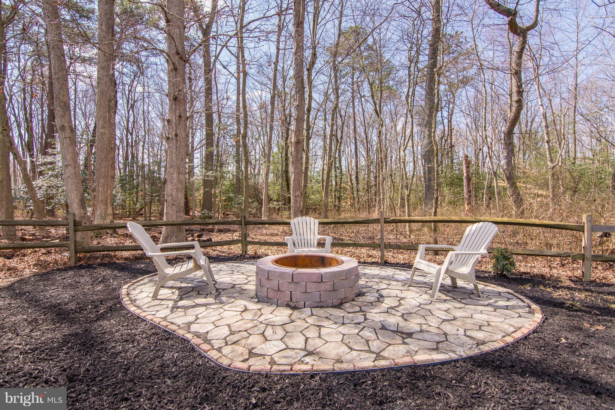 WILLOW RUN - Residential