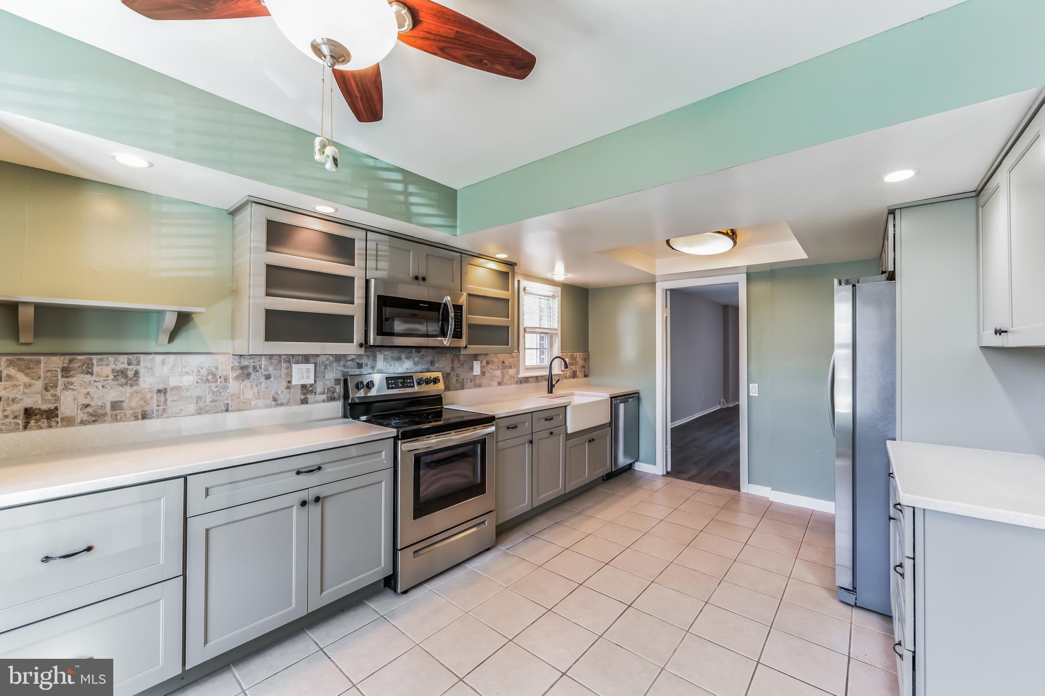 WESTON VILLAGE - Residential