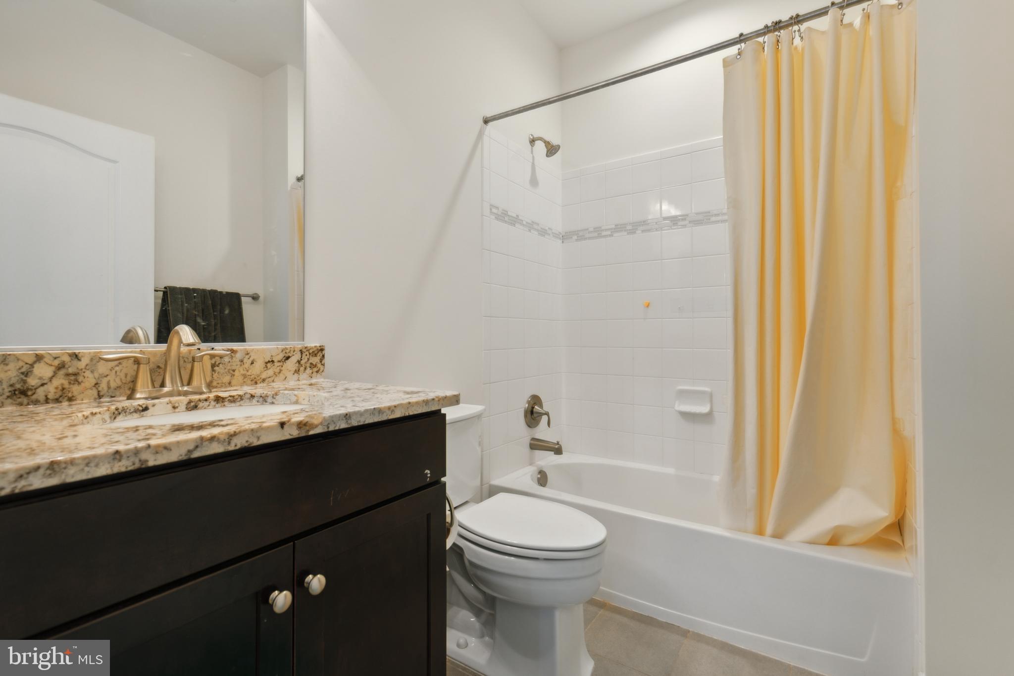 HUNTERS POND - Residential