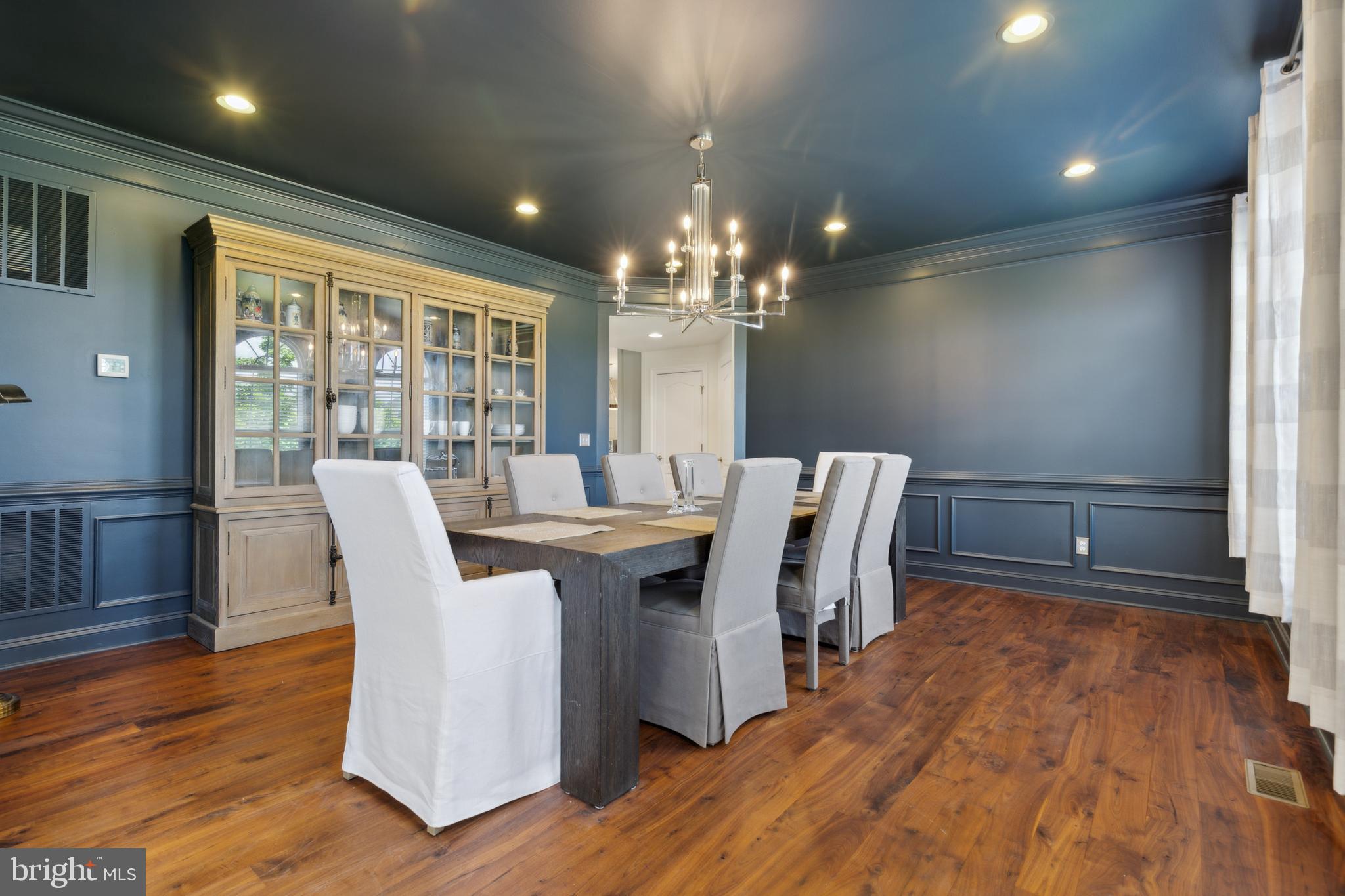 HUNTERS POND - Residential