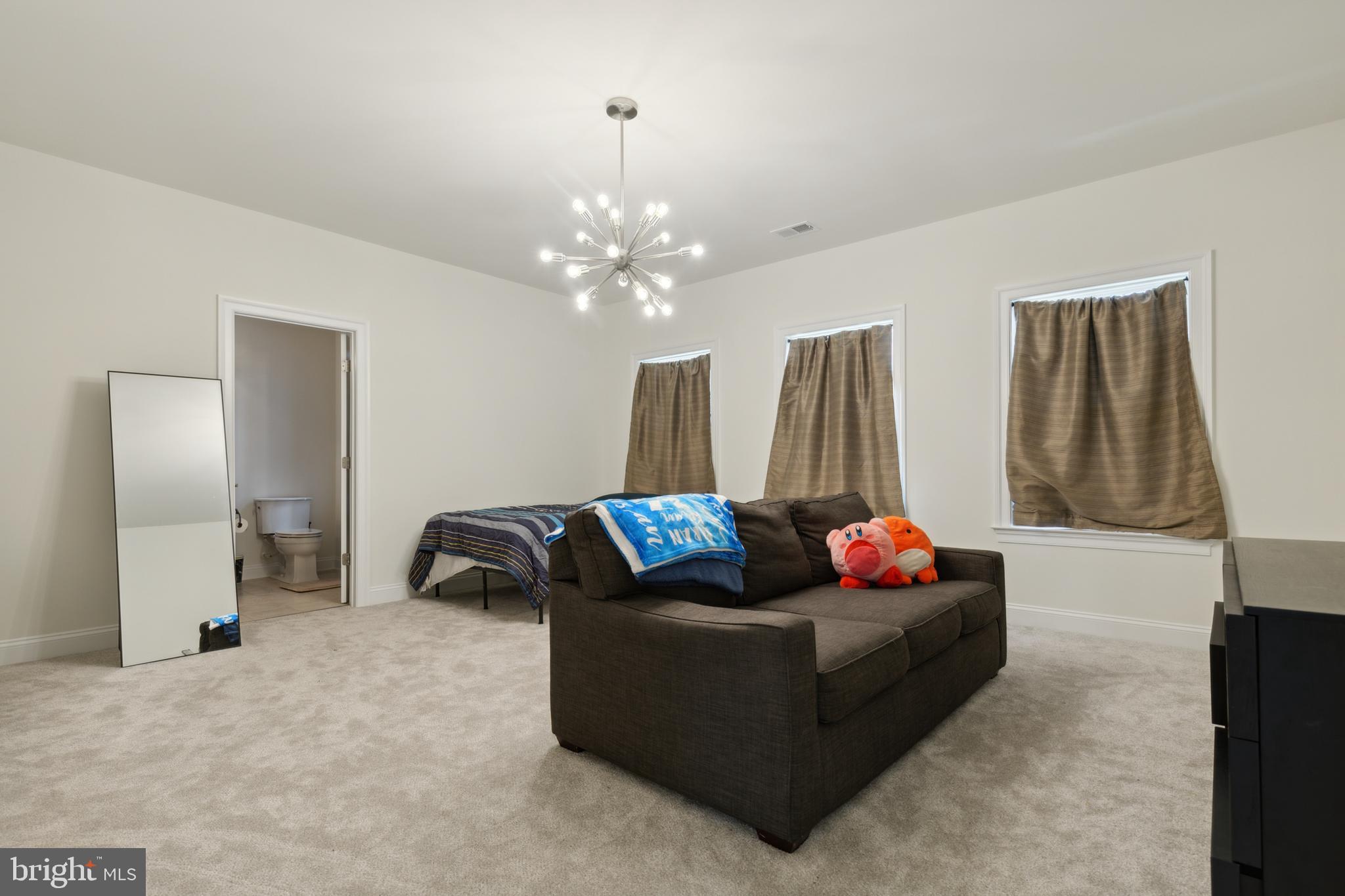 HUNTERS POND - Residential