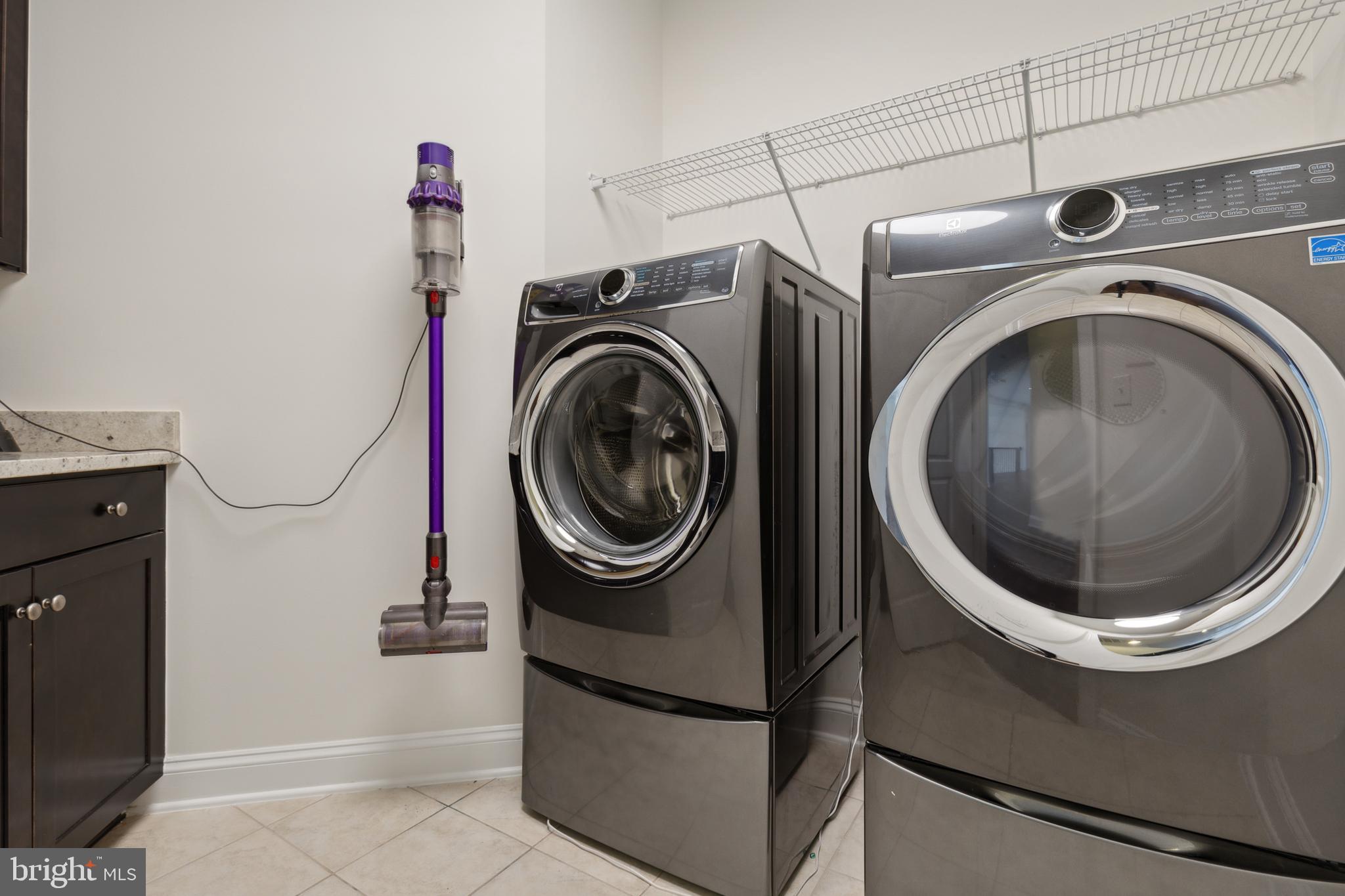 HUNTERS POND - Residential