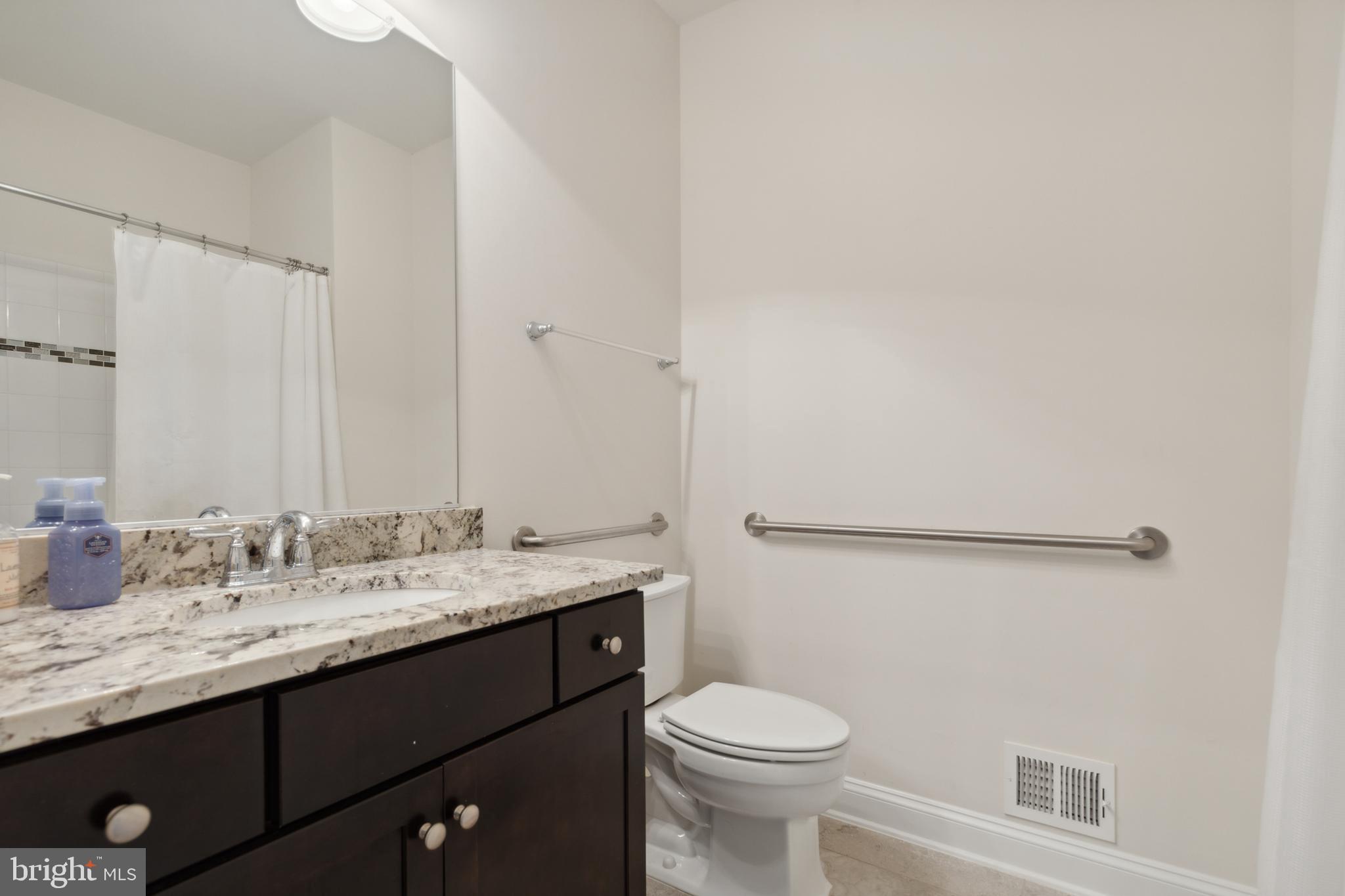 HUNTERS POND - Residential