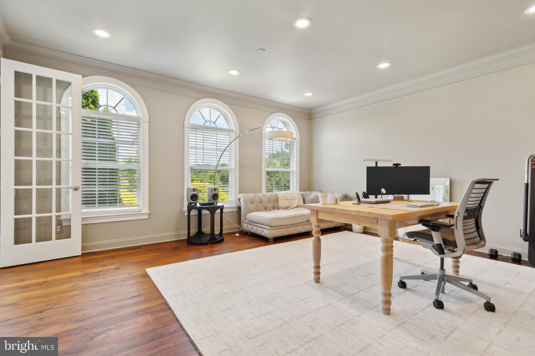 HUNTERS POND - Residential