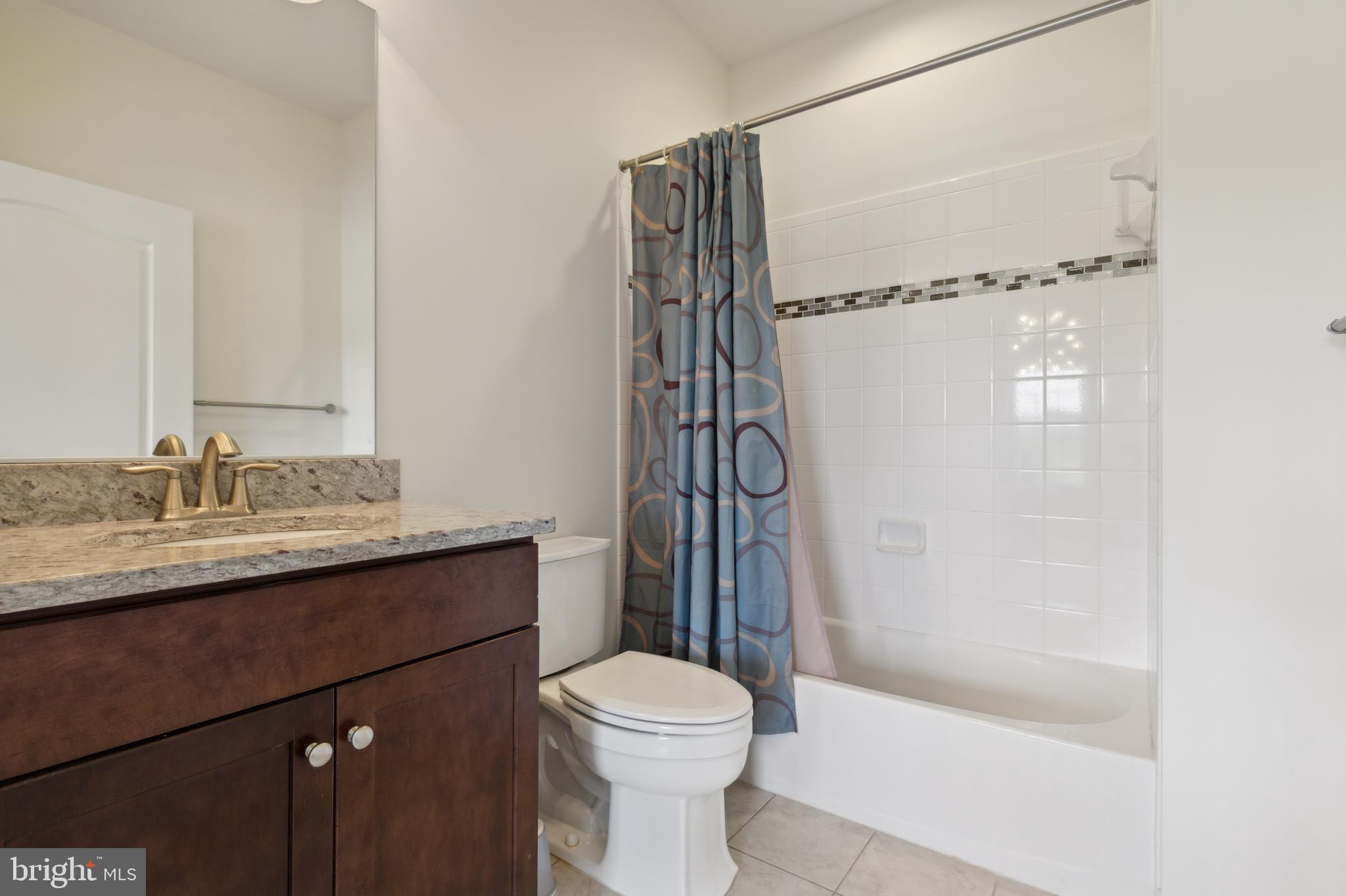 HUNTERS POND - Residential