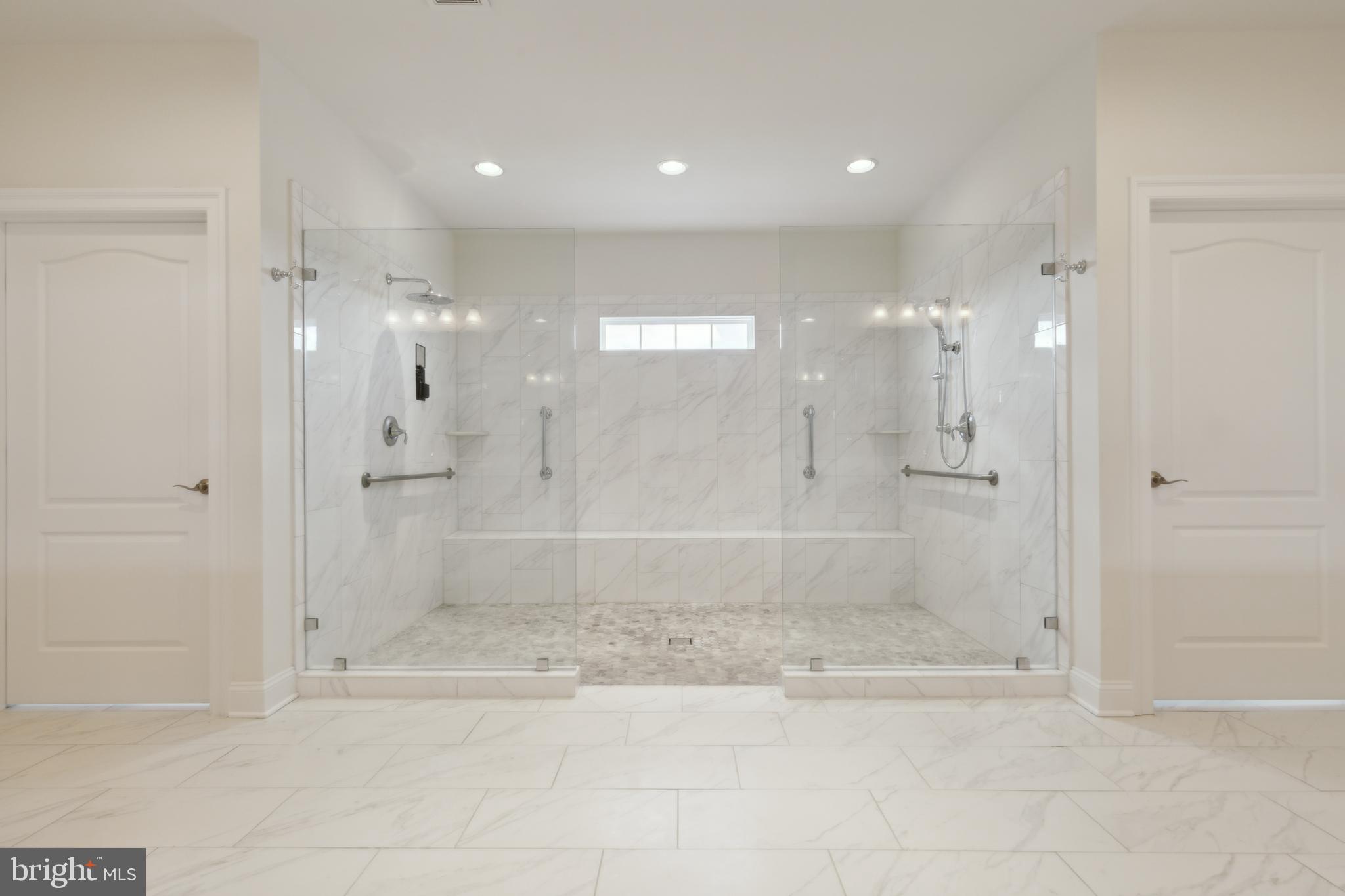 HUNTERS POND - Residential