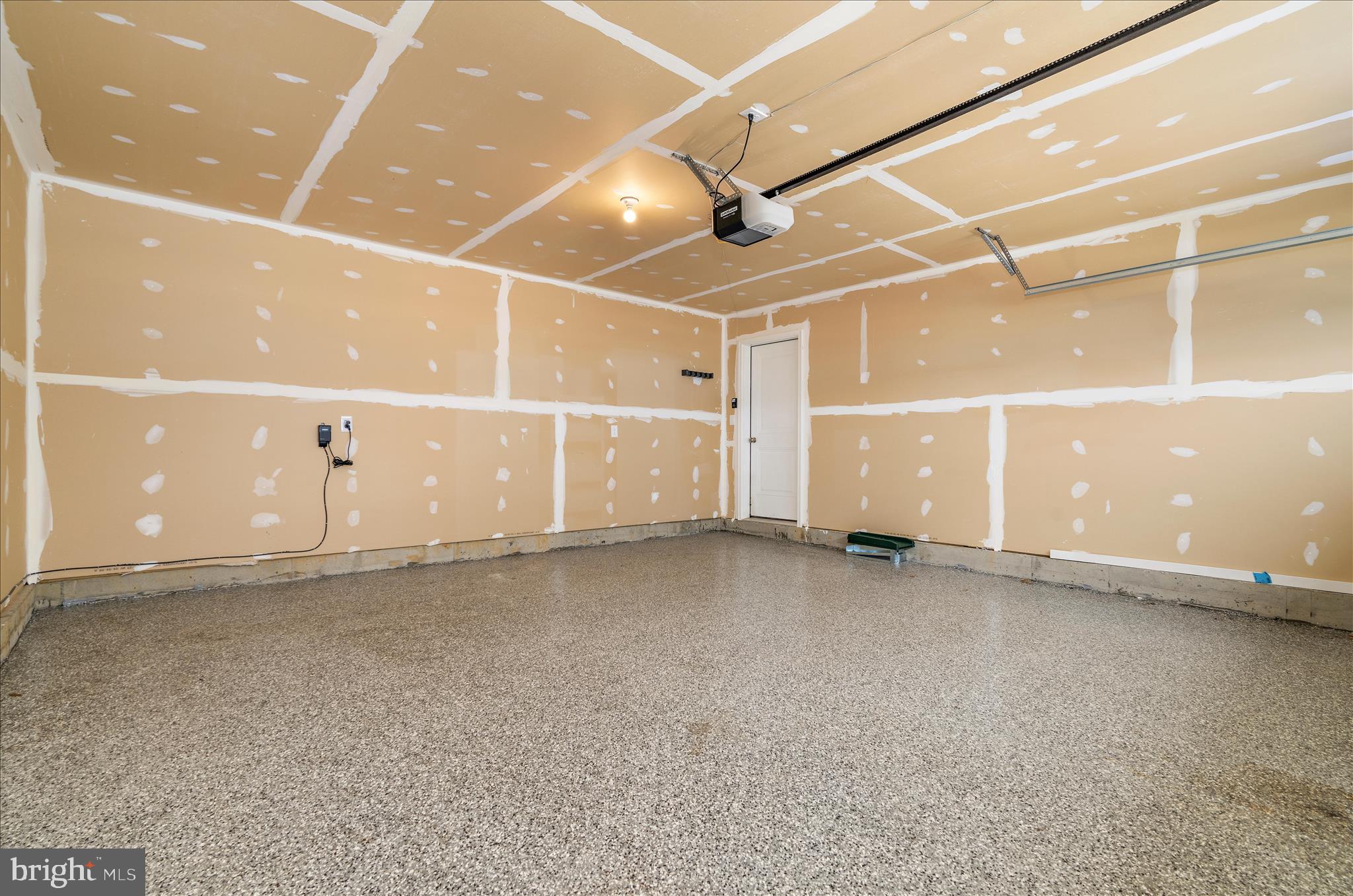 PINE GROVE - Residential