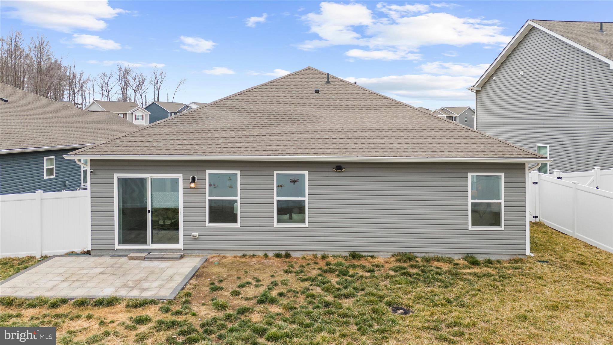 PINE GROVE - Residential