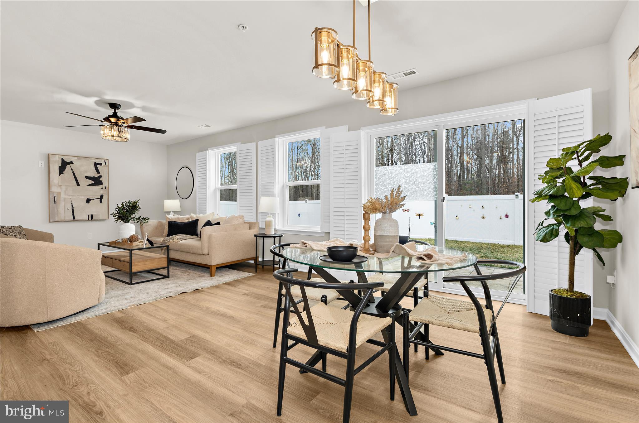 PINE GROVE - Residential