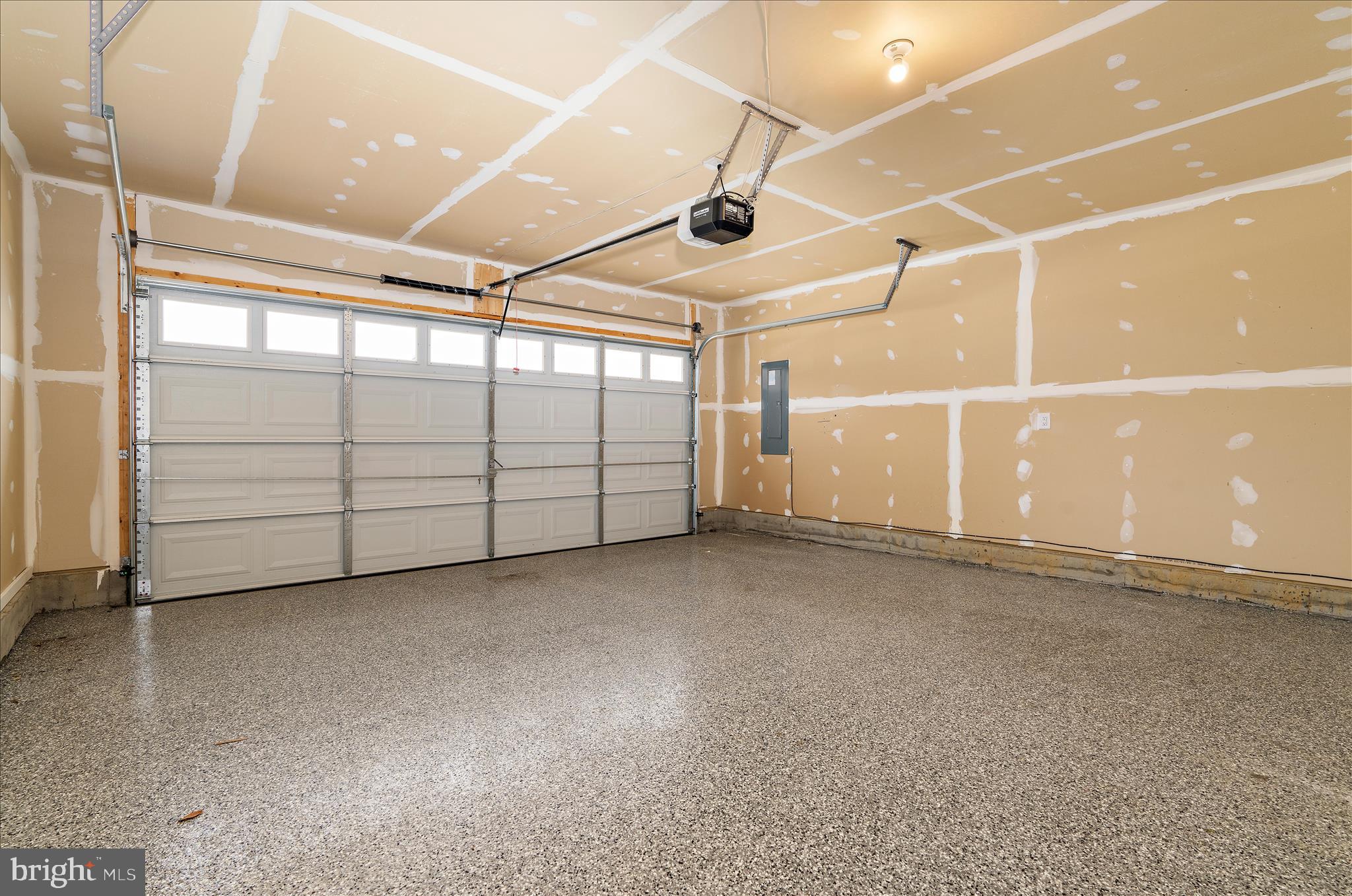 PINE GROVE - Residential