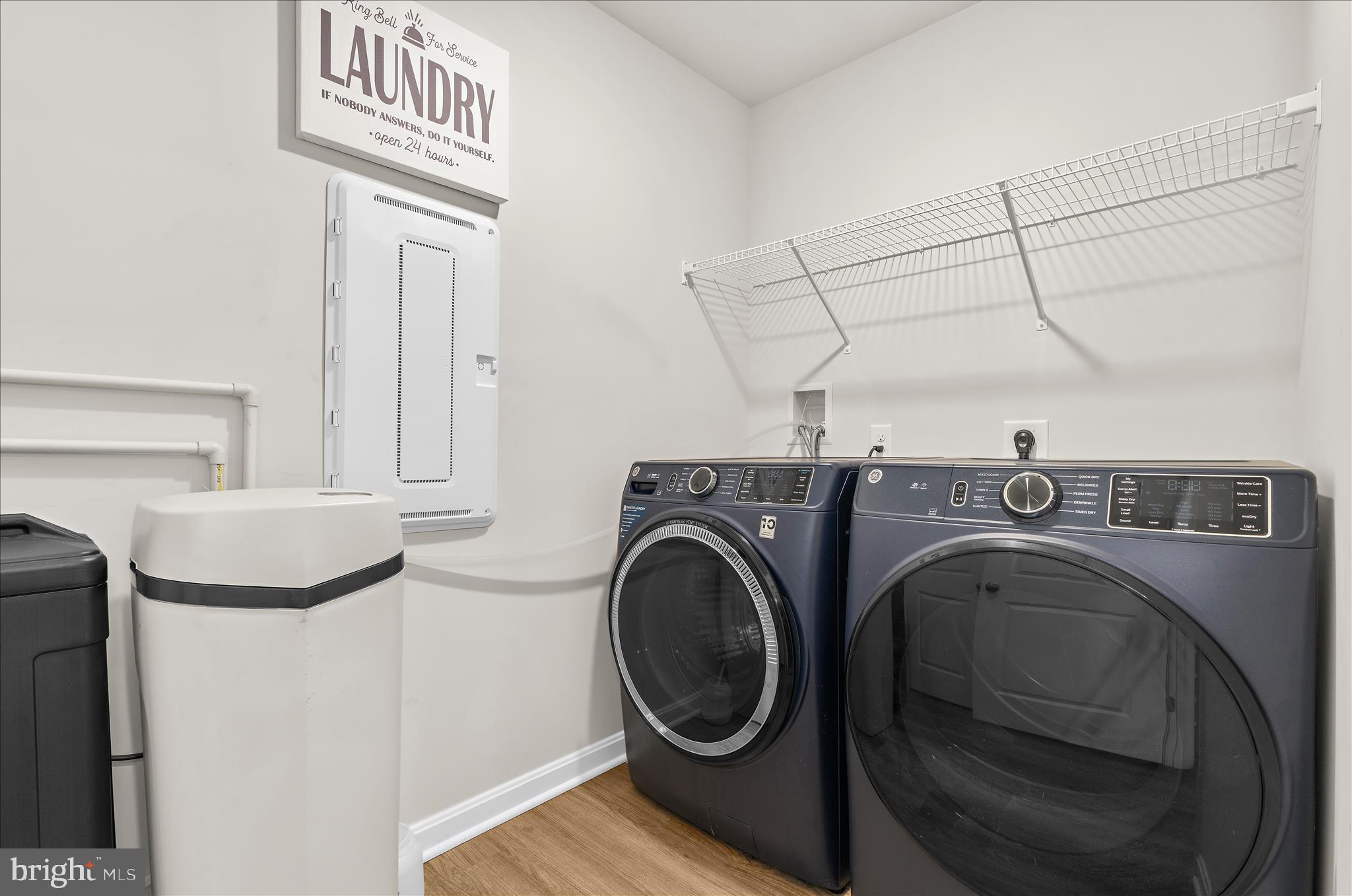 PINE GROVE - Residential