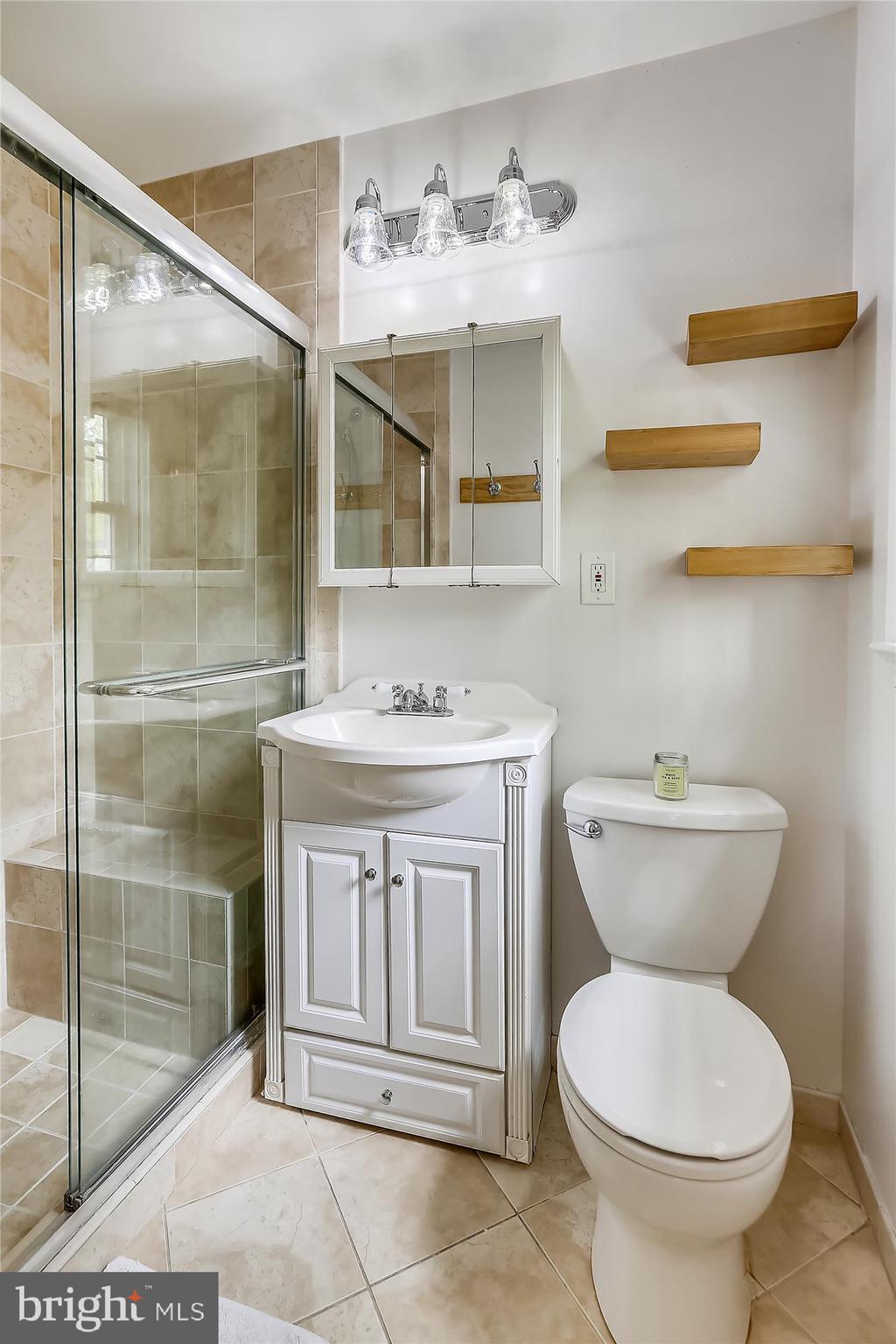 ORANGE HUNT ESTATES - Residential