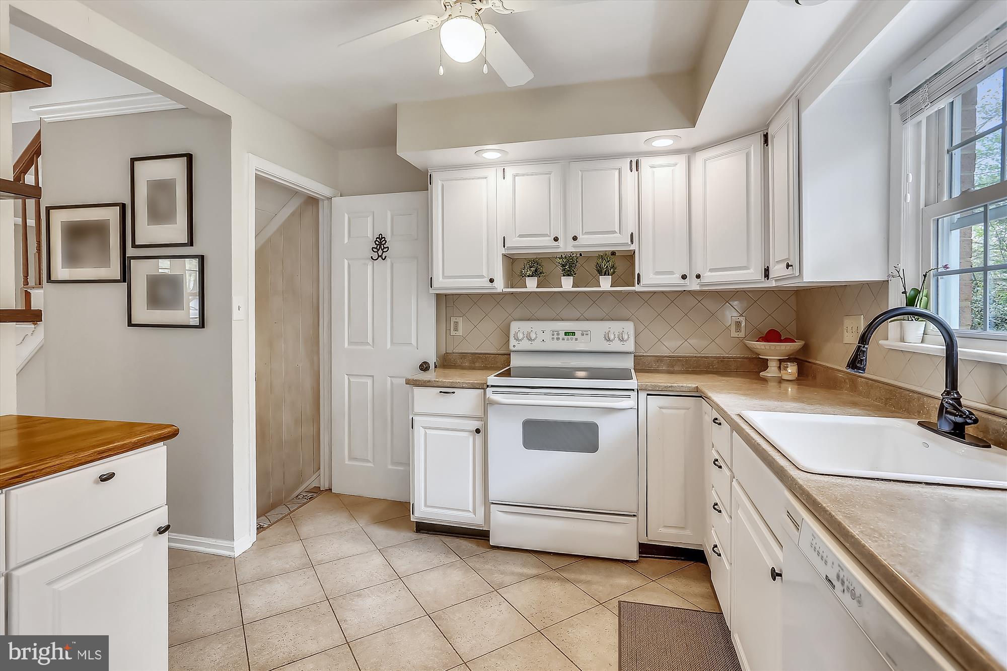 ORANGE HUNT ESTATES - Residential