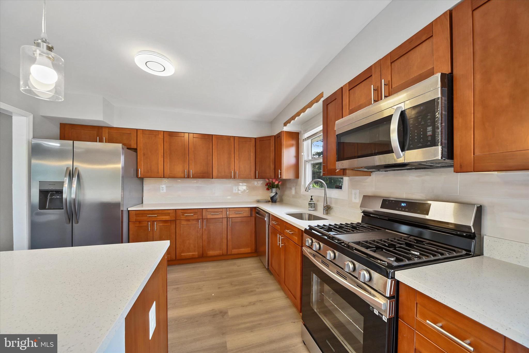 ROSEDALE - Residential