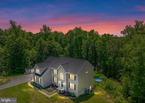 2225 CAMP GEARY LANE STAFFORD VA 22554