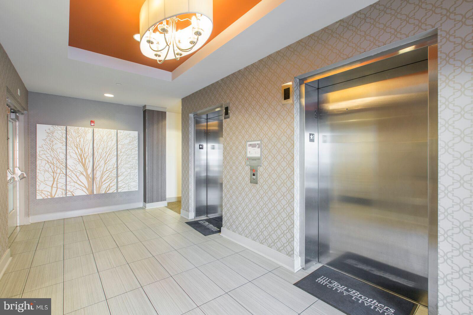 2400 SOUTH - Residential