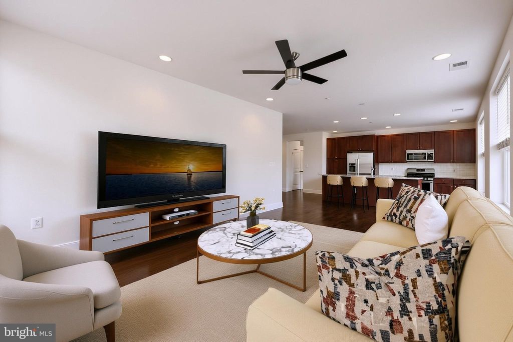 Photo of 600 S 24th Street #203, PHILADELPHIA, PA 19146 (MLS # PAPH2534416)