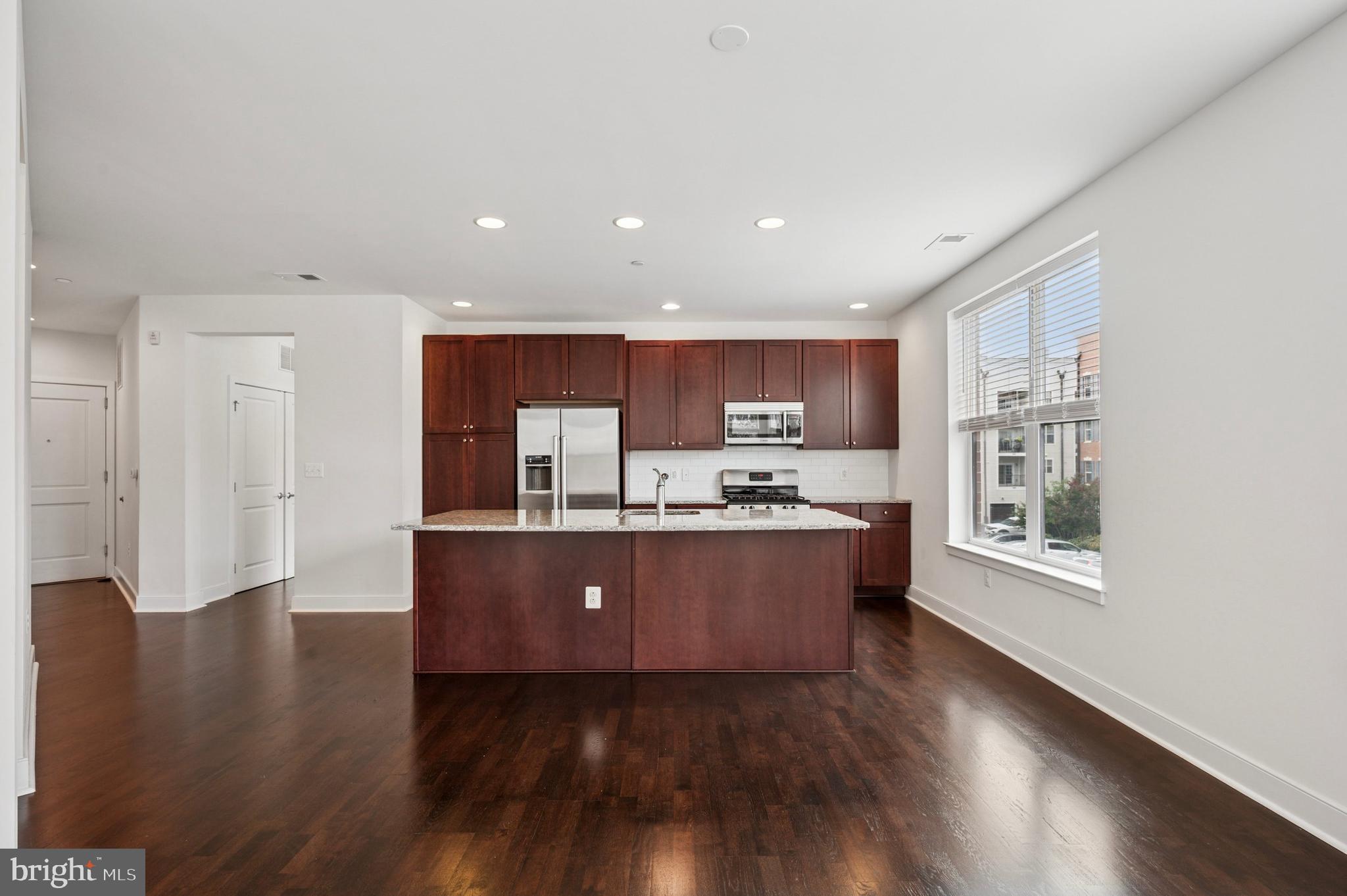 2400 SOUTH - Residential