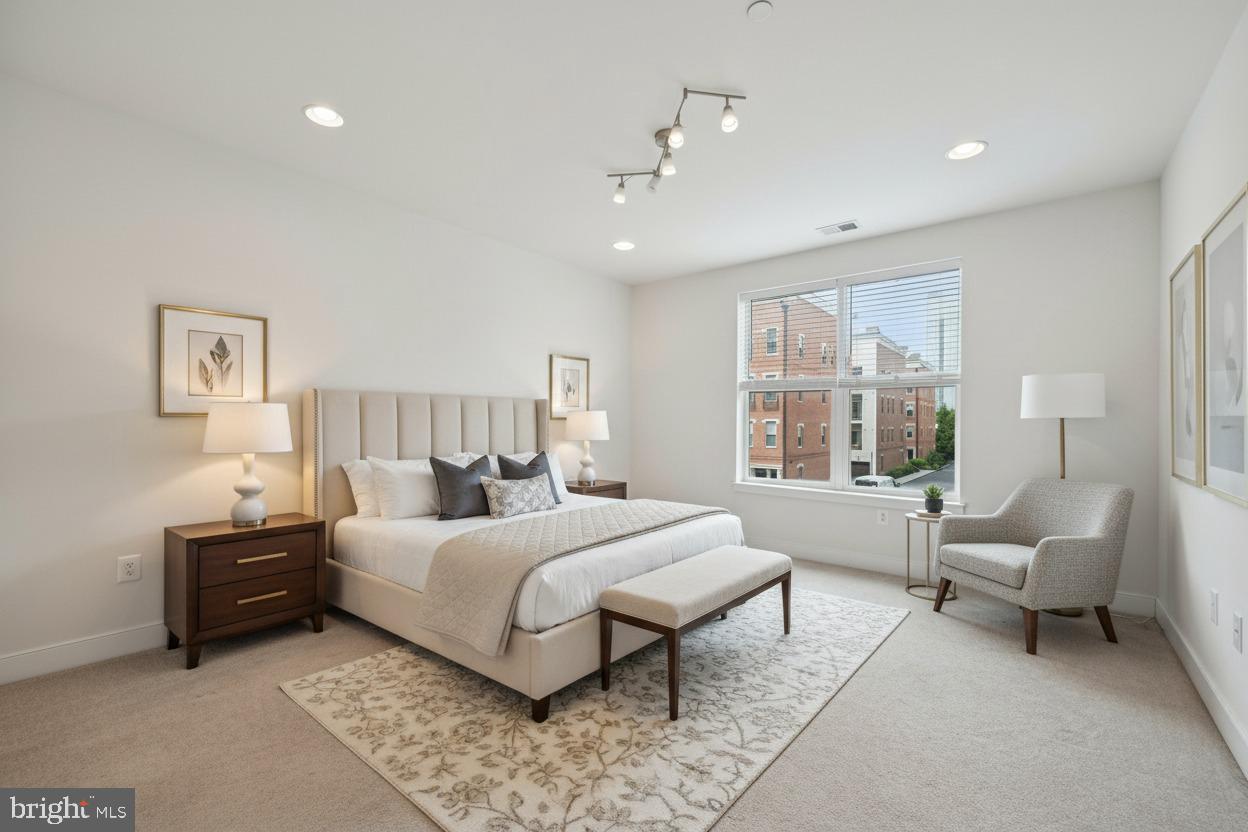 2400 SOUTH - Residential