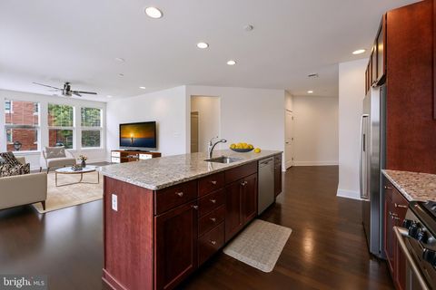 600 S 24TH STREET 203 PHILADELPHIA PA 19146