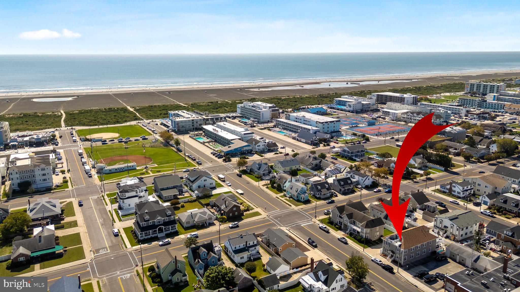 206 E CARDINAL ROAD 4