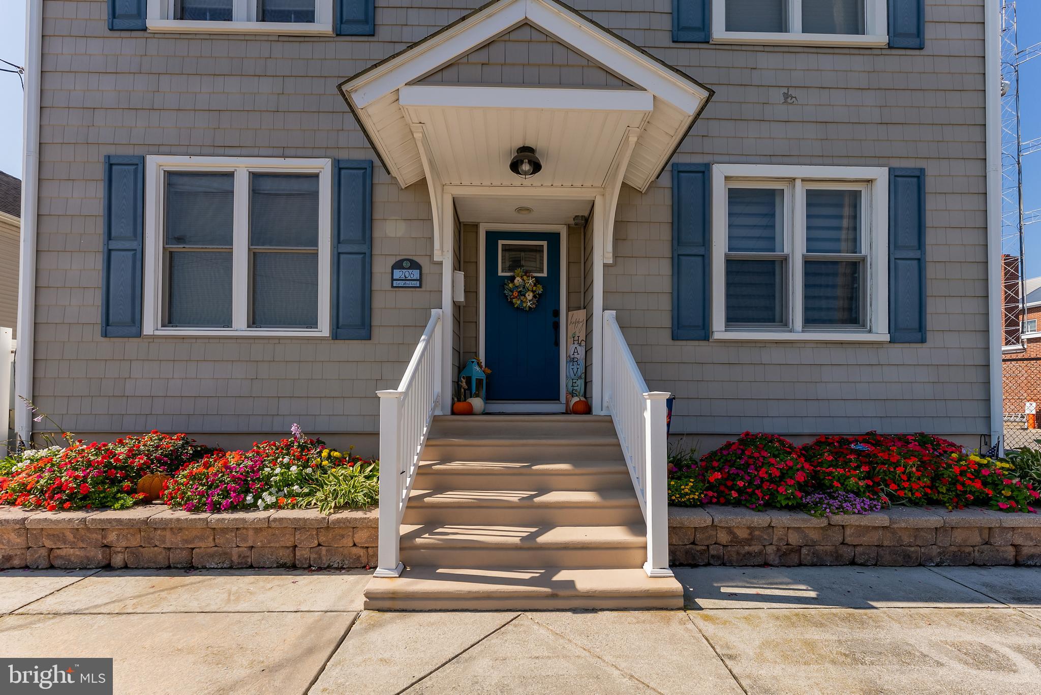 206 E CARDINAL ROAD 4