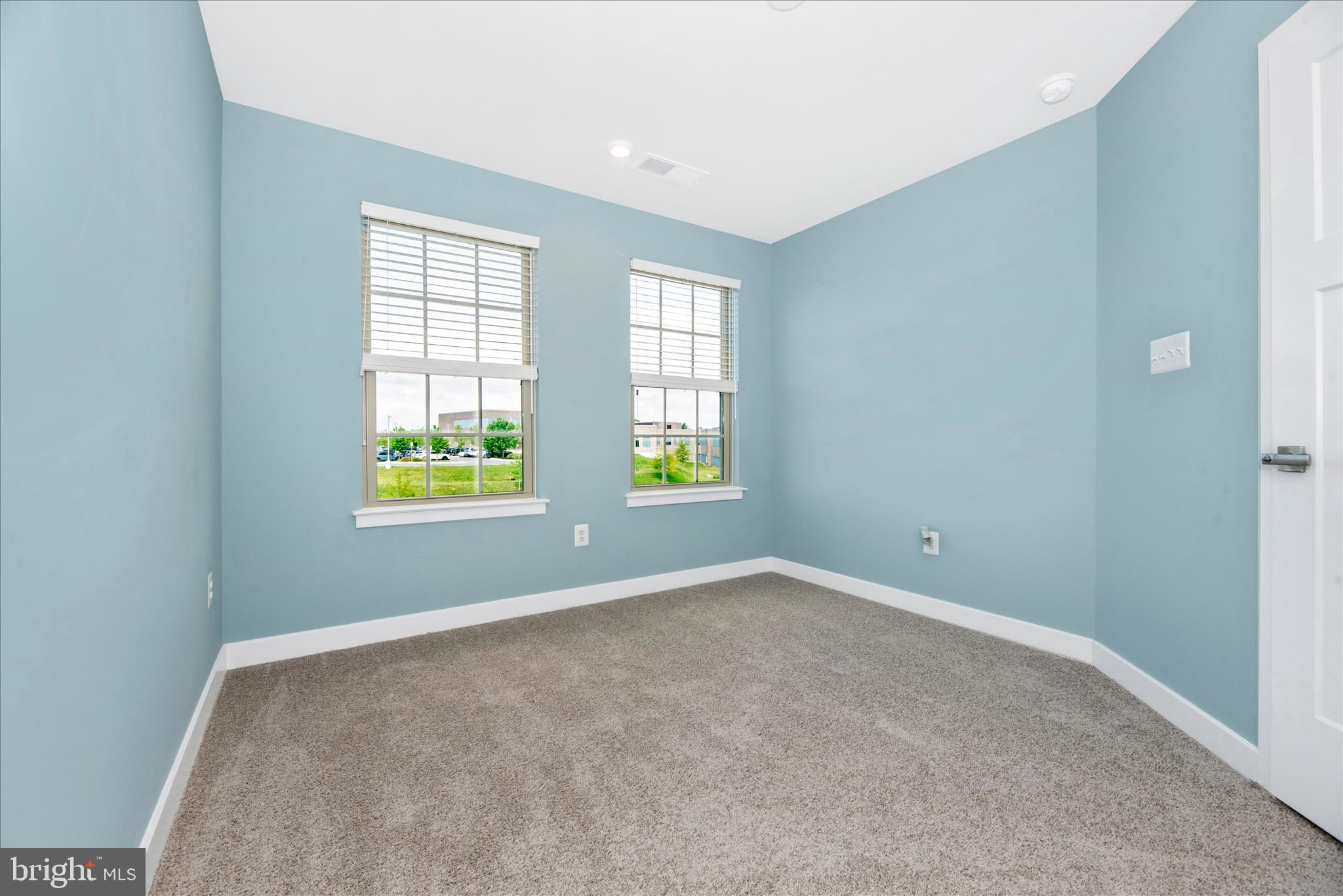 HAMPTONS - Residential