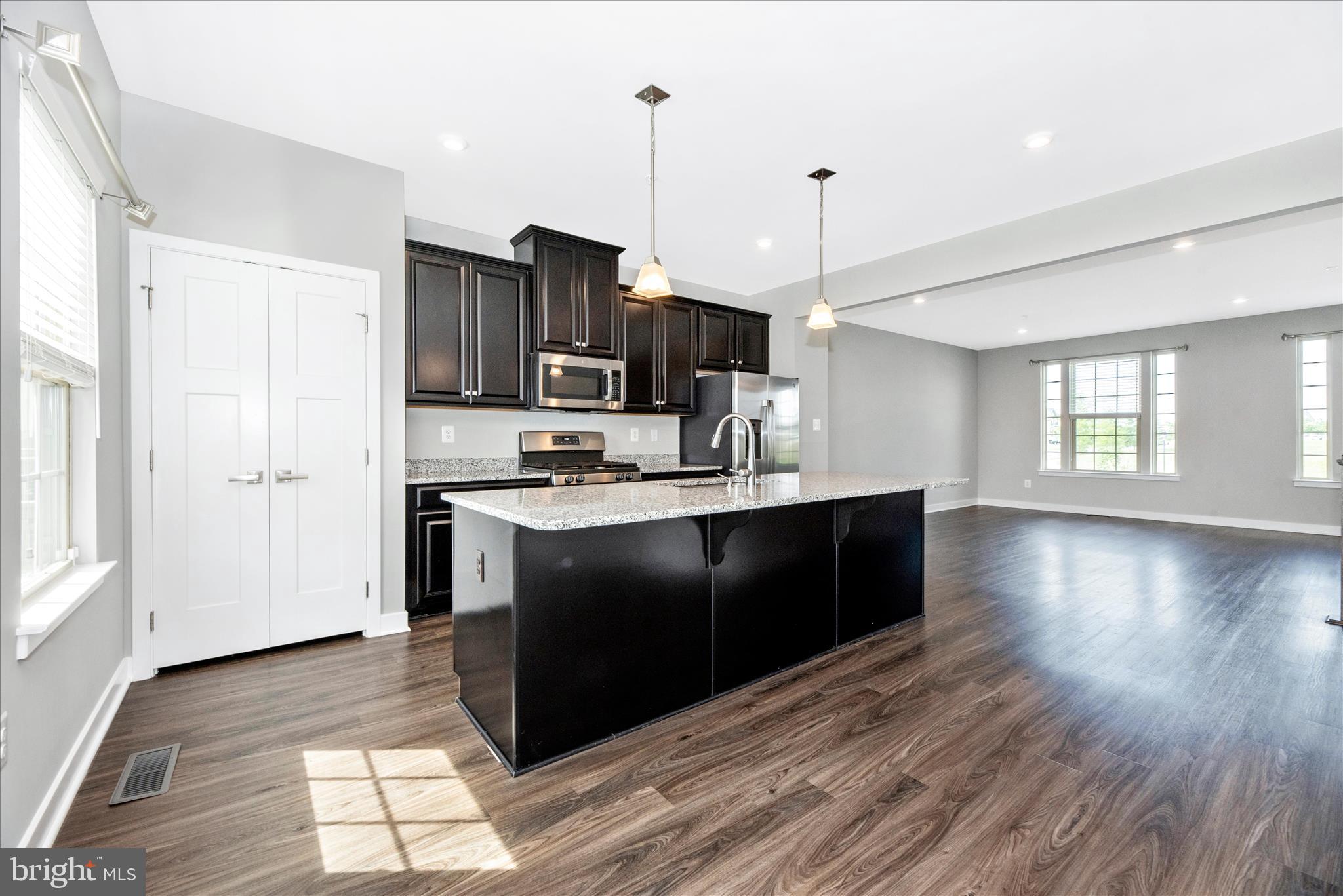 HAMPTONS - Residential