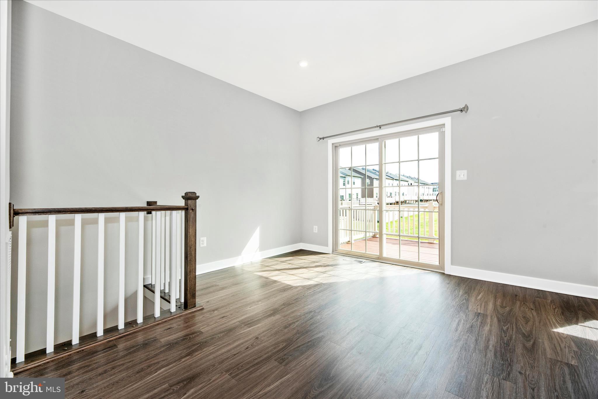 HAMPTONS - Residential