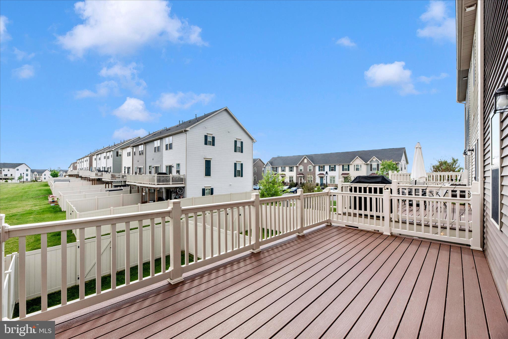 HAMPTONS - Residential