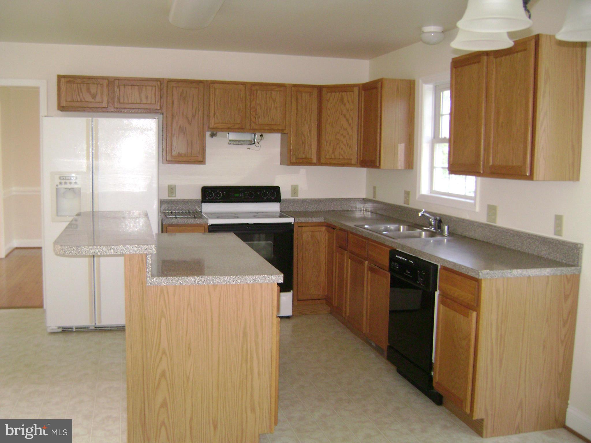 STAFFORD LAKES VILLAGE - Residential Lease