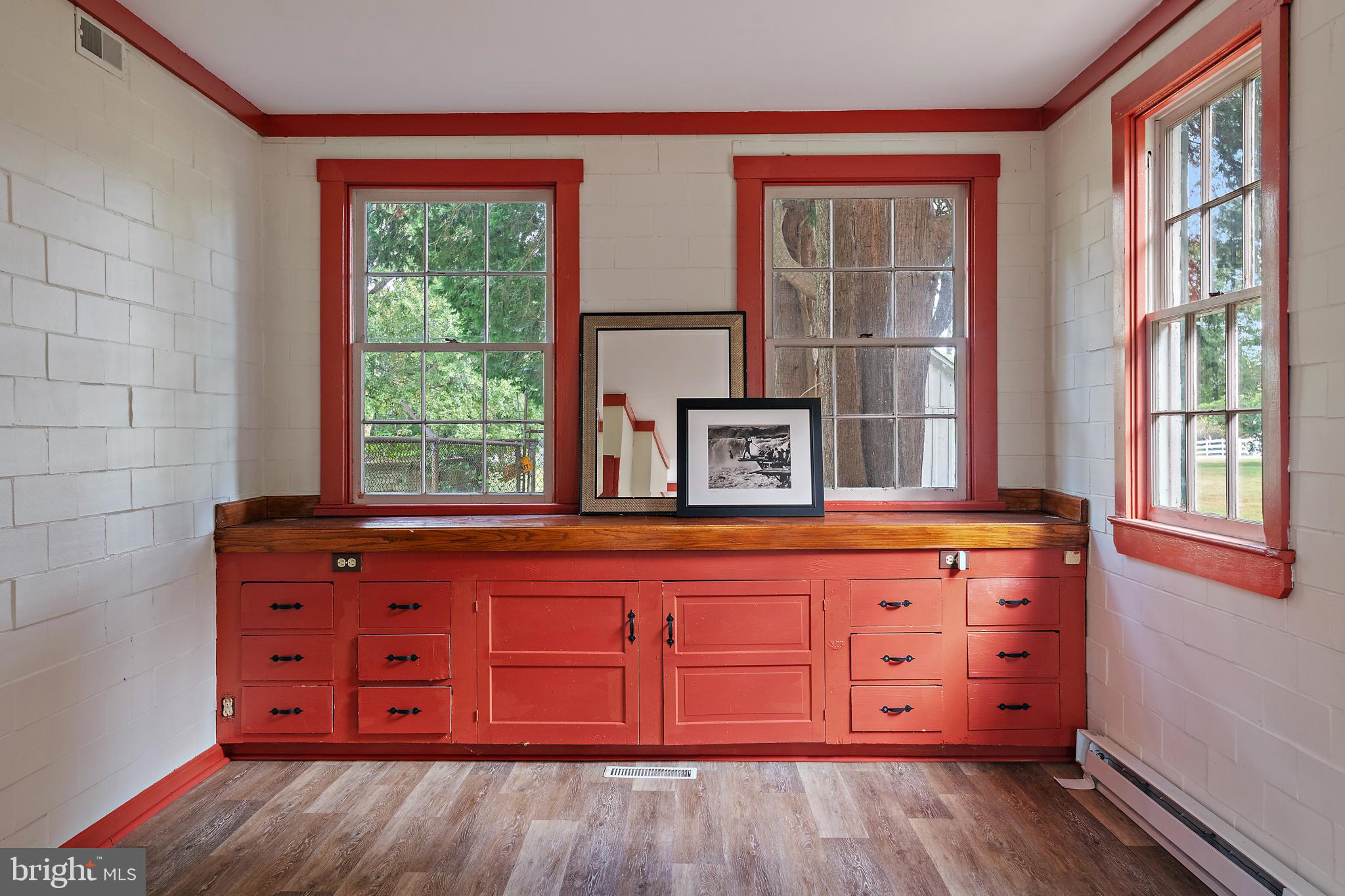 PARRS RIDGE - Residential