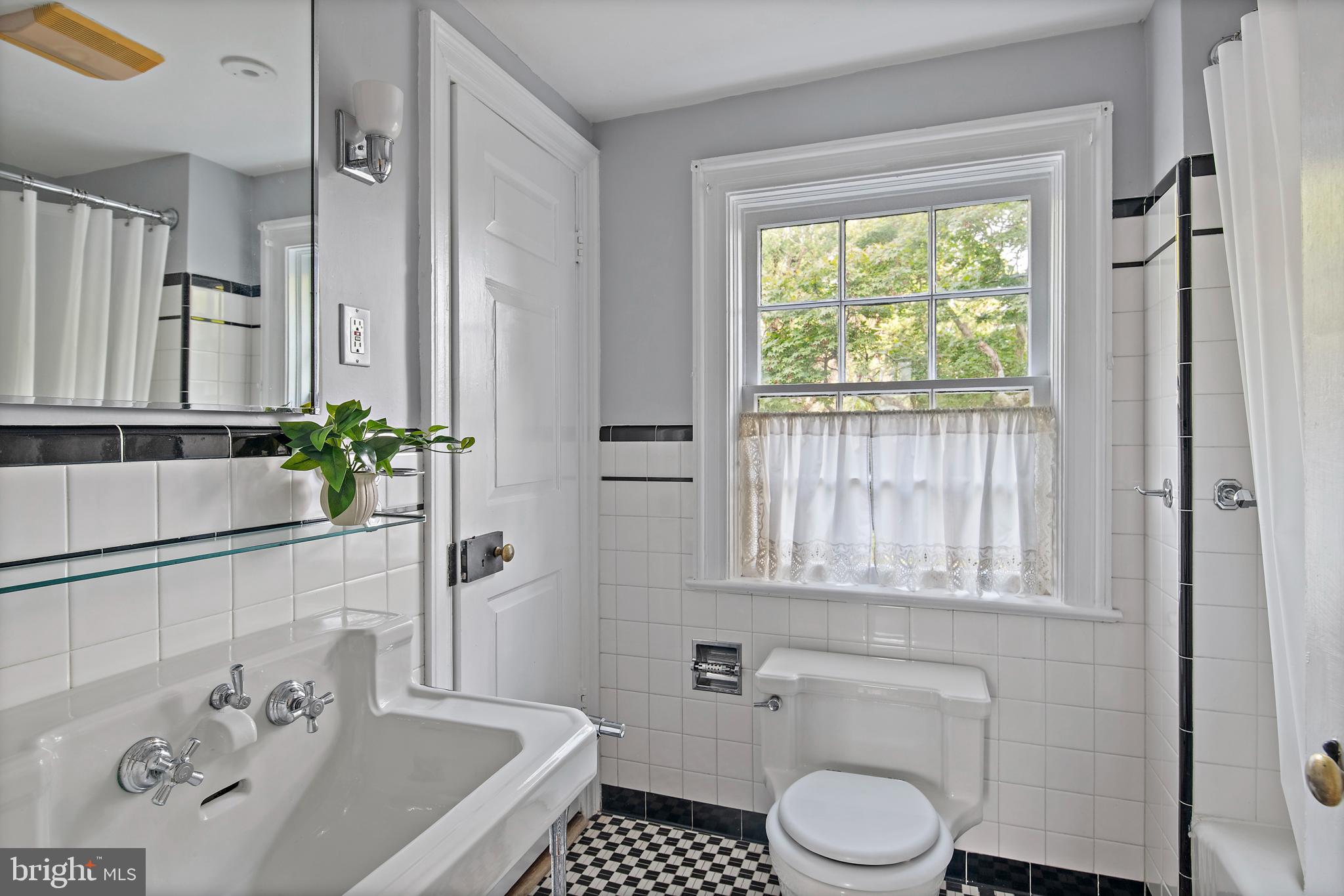 PARRS RIDGE - Residential