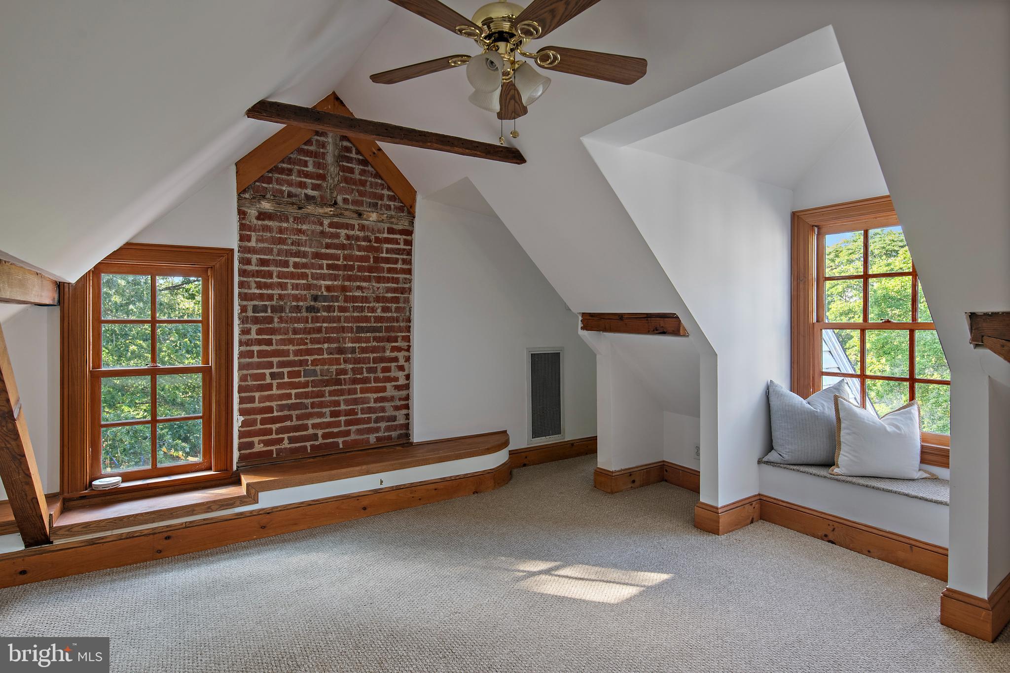 PARRS RIDGE - Residential